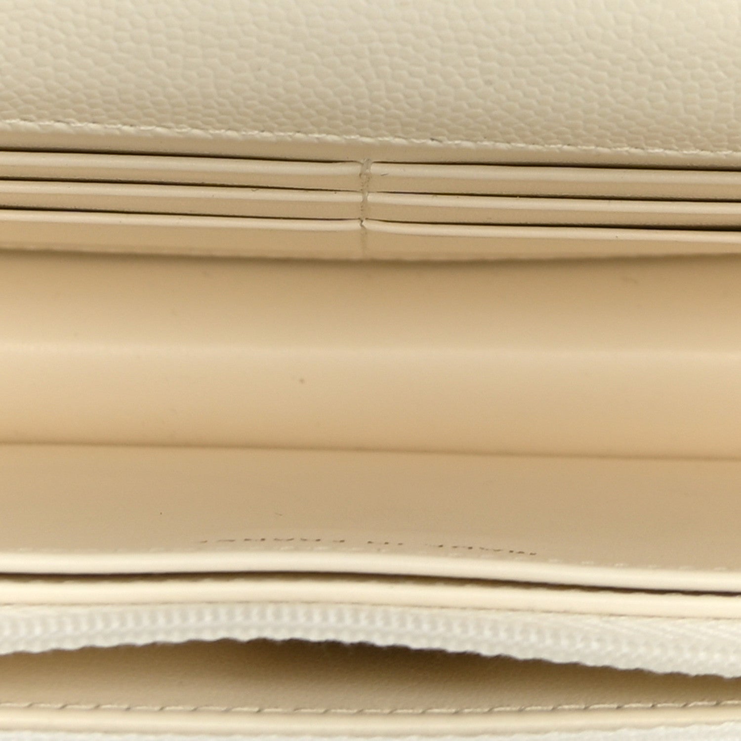 Shiny Caviar Quilted Turnlock Top Handle Wallet On Chain WOC White — view 5