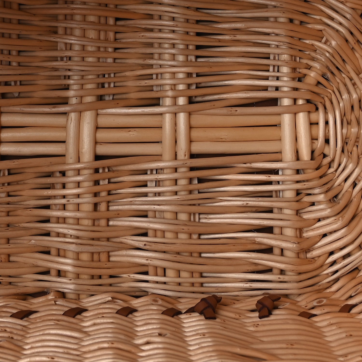 Barenia and Osier Wicker Garden Party Gold — view 4
