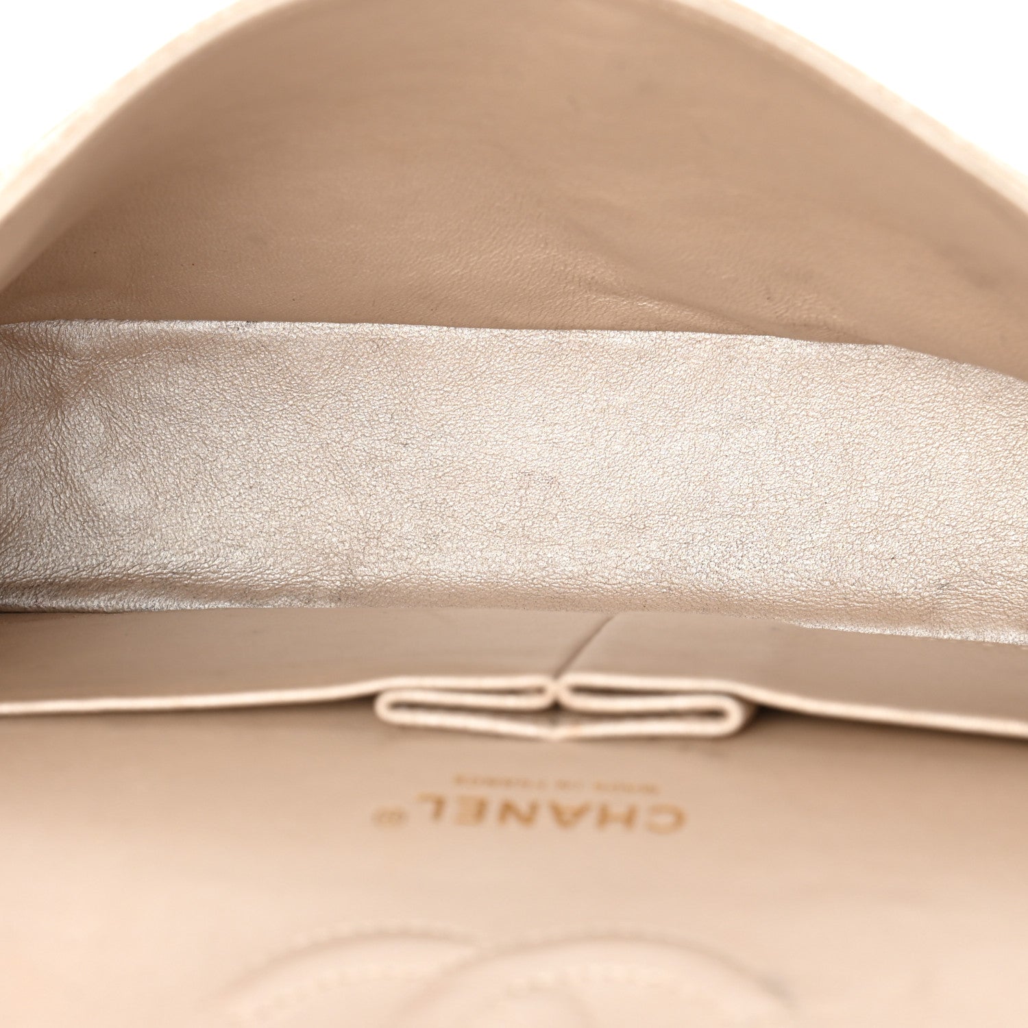 Pearly Caviar Quilted Medium Double Flap Light Beige — view 5