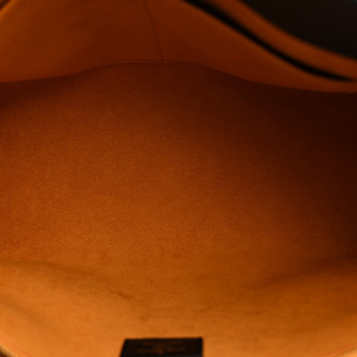 Calfskin Monogram Tufting On My Side Black — view 5