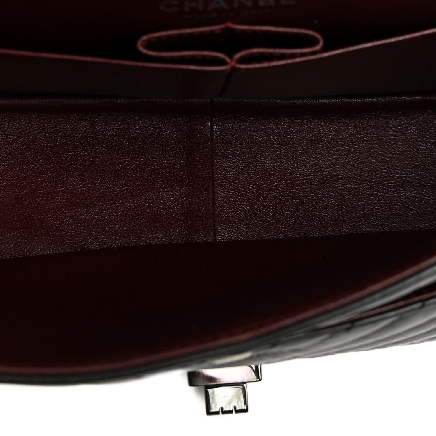 Aged Calfskin Chevron Quilted 2.55 Reissue 226 So Black — view 5