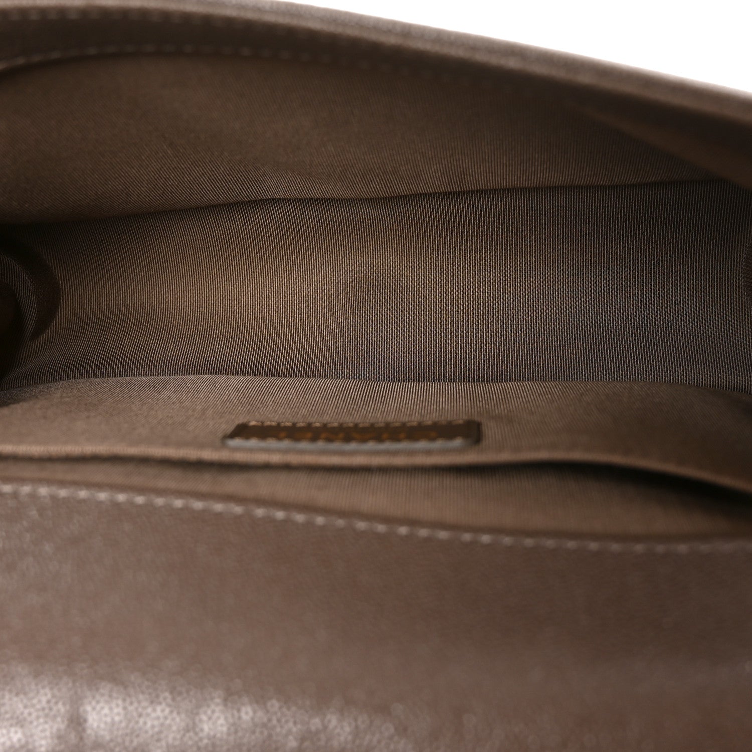 Caviar Quilted Medium Boy Flap Khaki — view 5