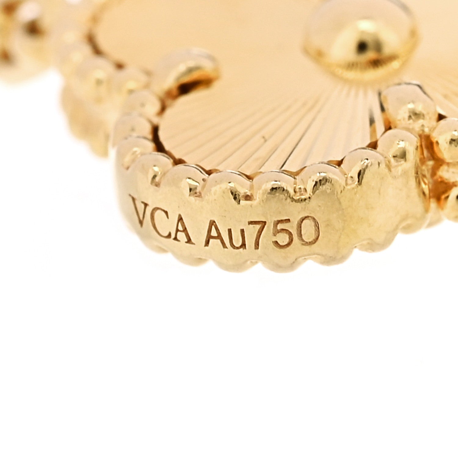 18K Yellow Gold 5 Motifs Guilloche Vintage Alhambra Bracelet — view 4