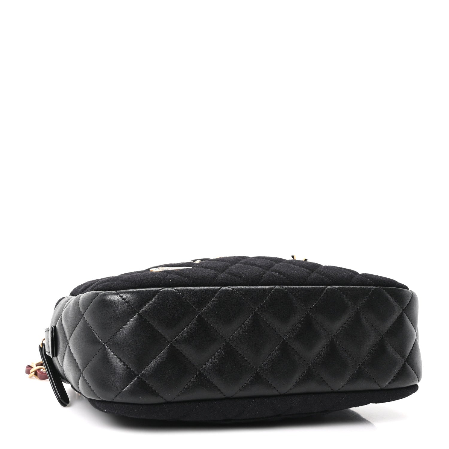 Felt Quilted Paris-Hamburg Charms Camera Case Black — view 4