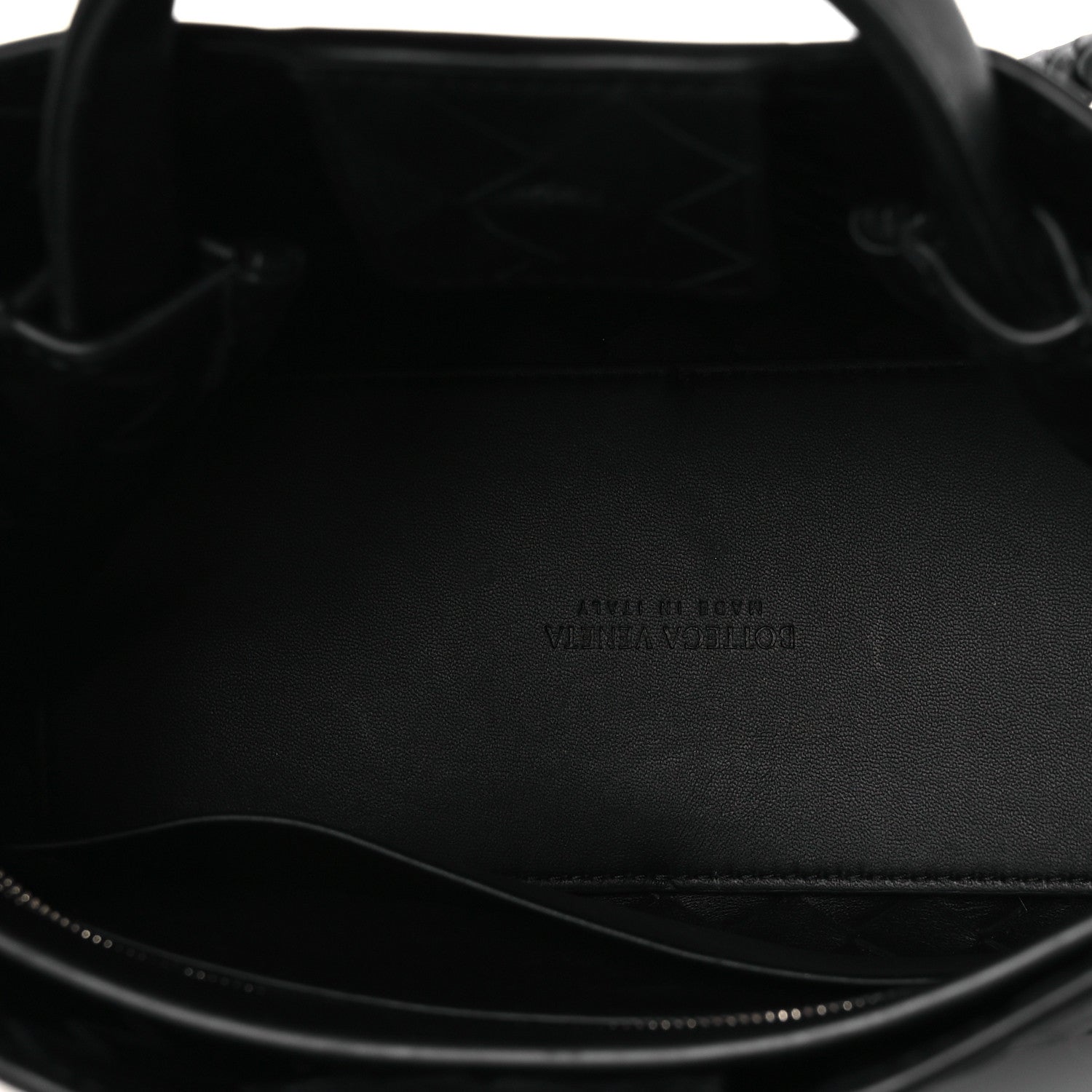 Nappa Intrecciato Mini Andiamo Shoulder Bag Black Black — view 5