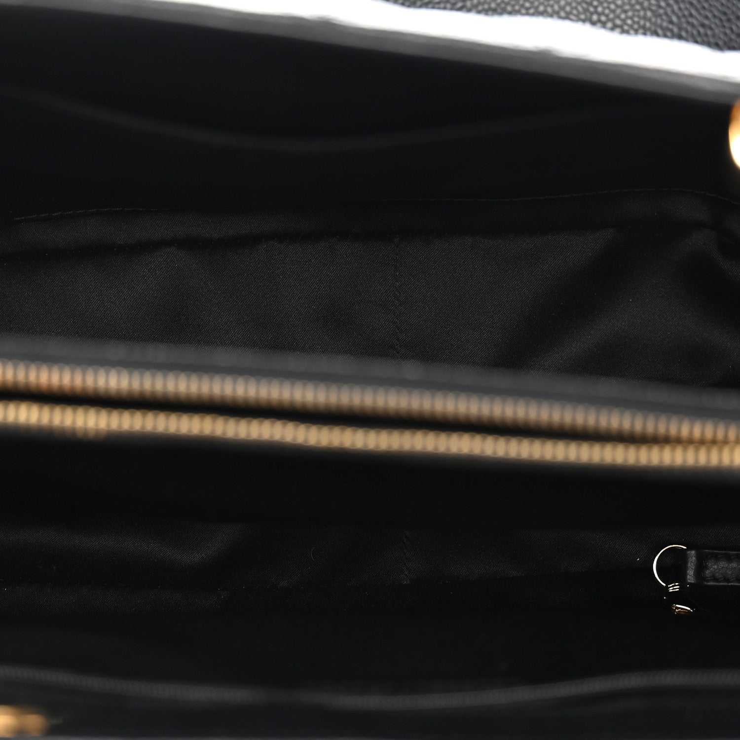 Caviar Quilted Grand Shopping Tote GST Black — view 5