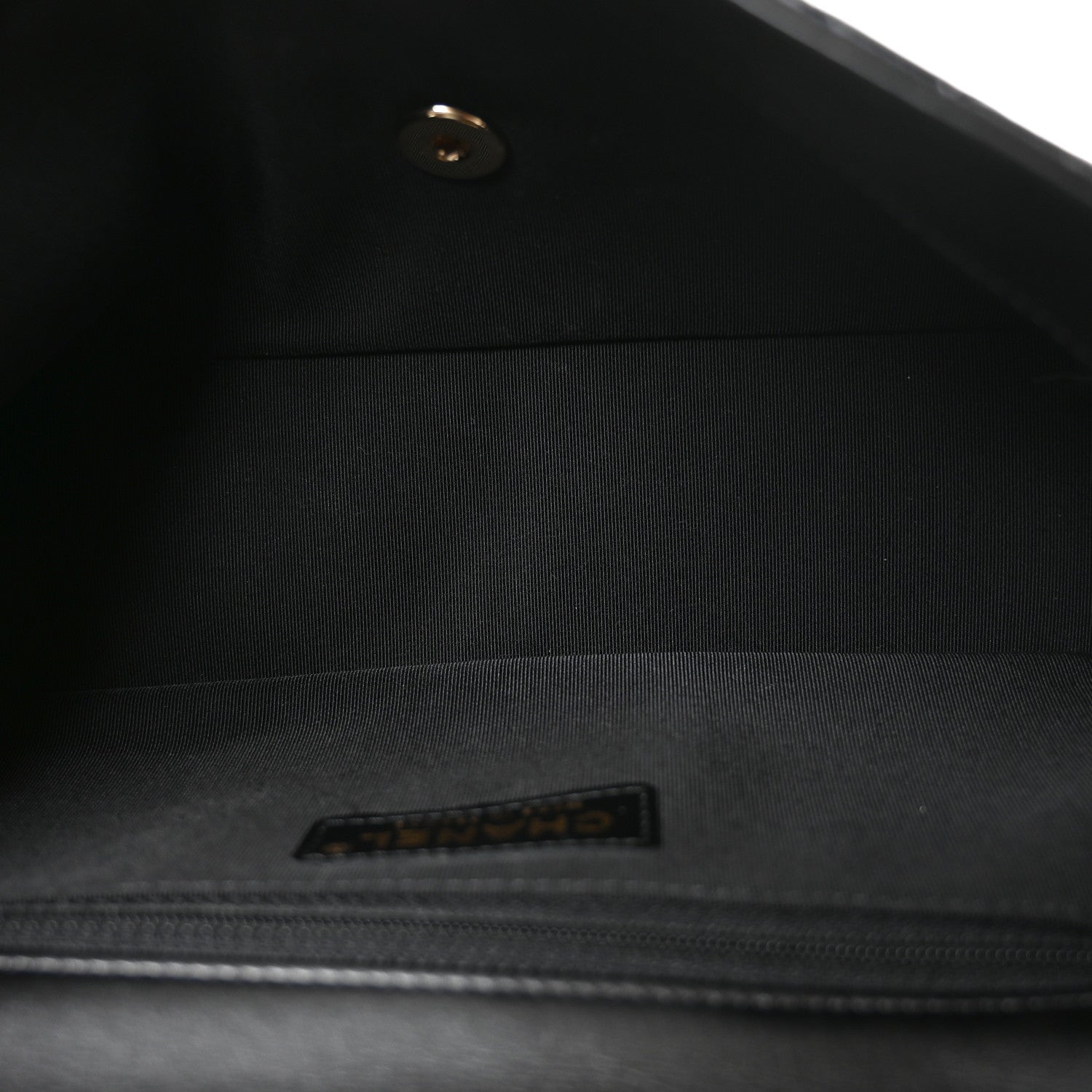Crumpled Calfskin Medium Chain All Over Flap Black — view 5