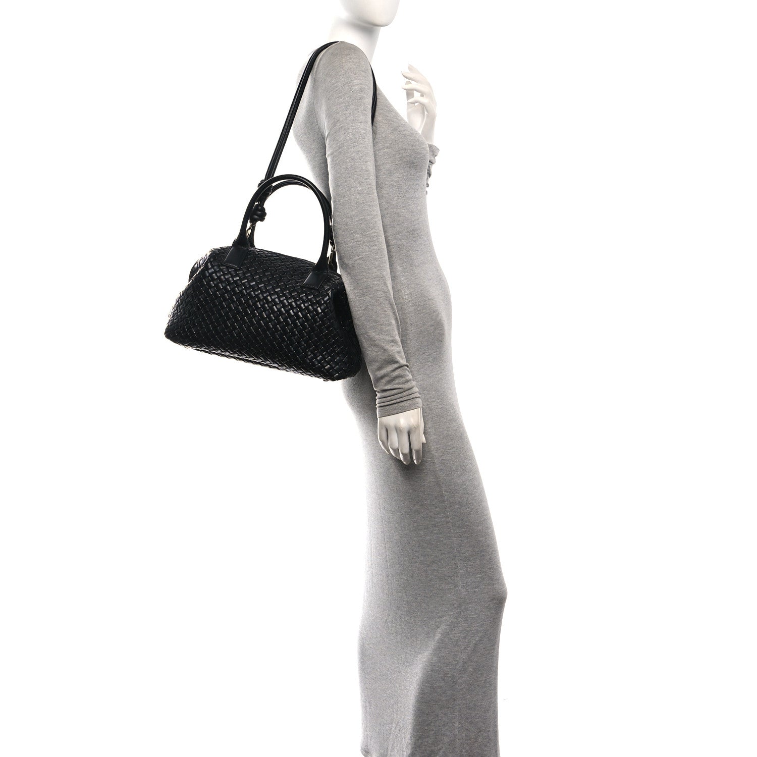 Nappa Intrecciato Medium Bauletto Black — view 2