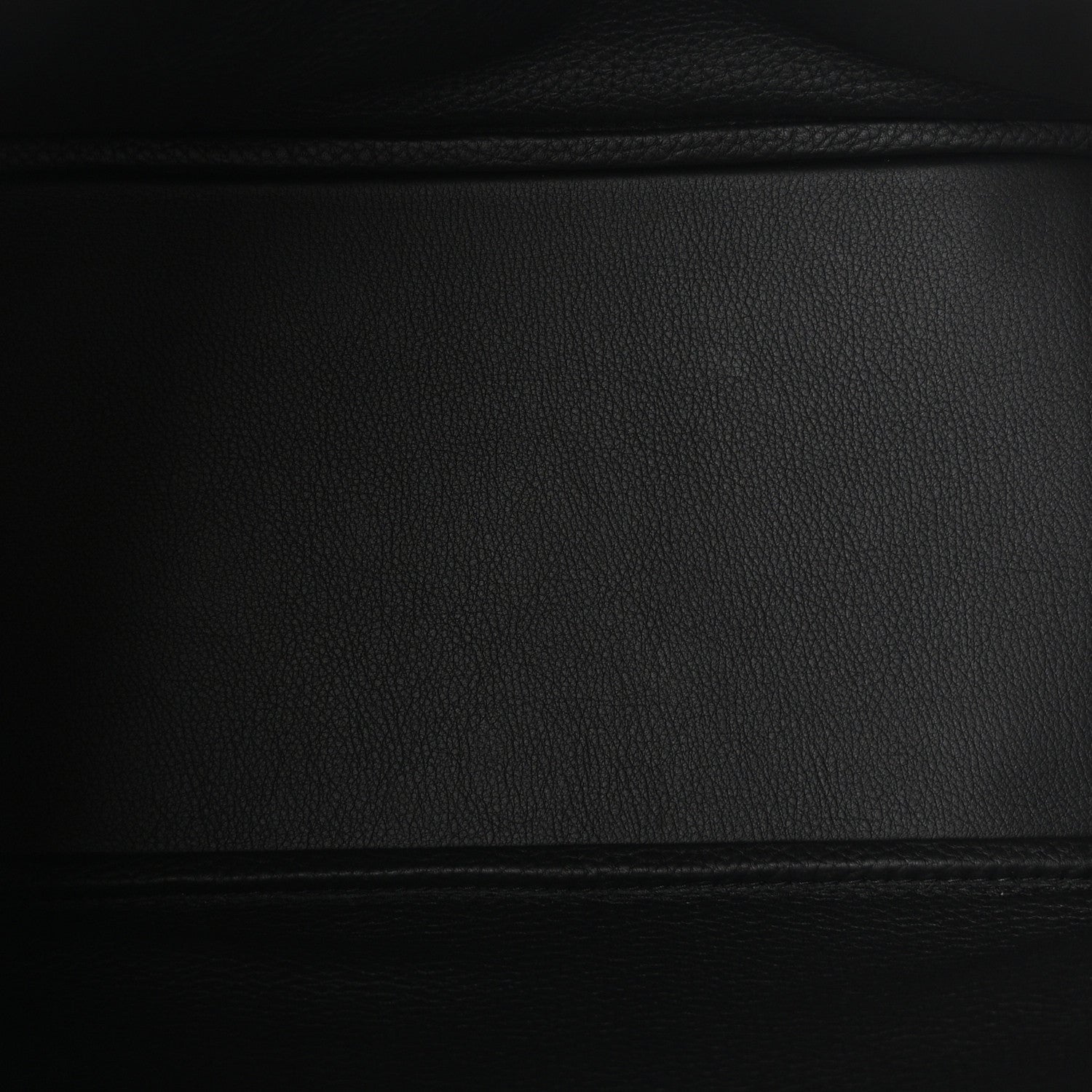 Taurillon Clemence Lindy 30 Black — view 5
