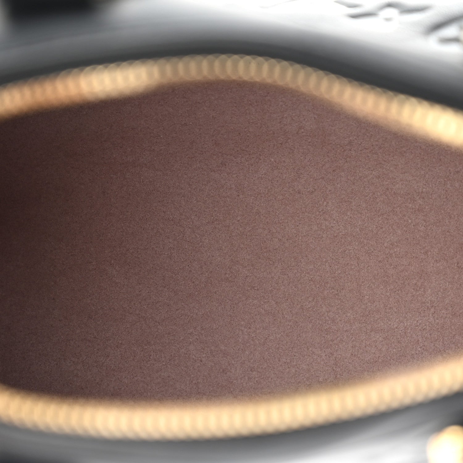 Lambskin Embossed Monogram Speedy 22 Bandouliere Black — view 5