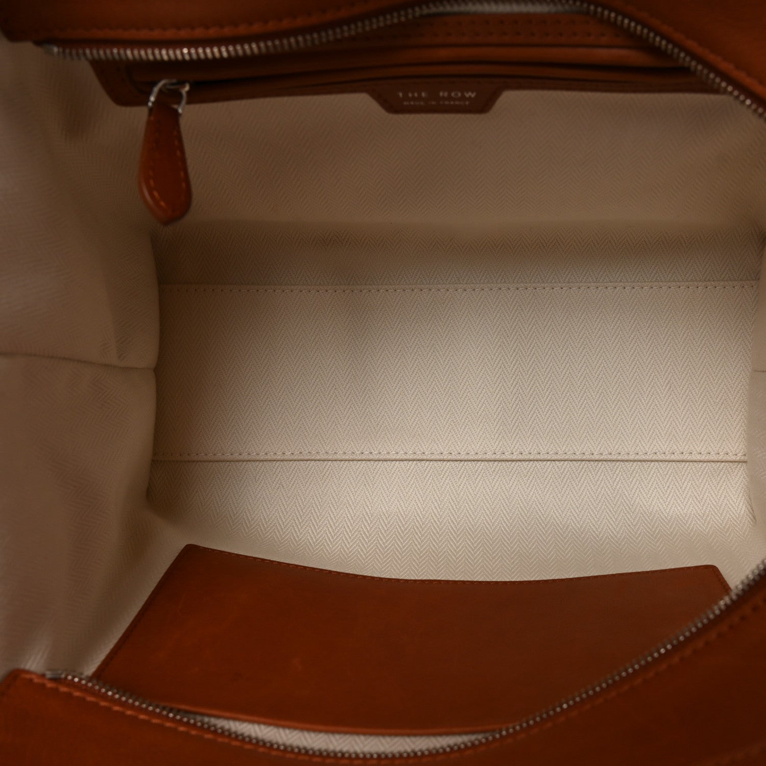 Polished Saddle Calfskin Marlo 12 Tote Bag Acero — view 5