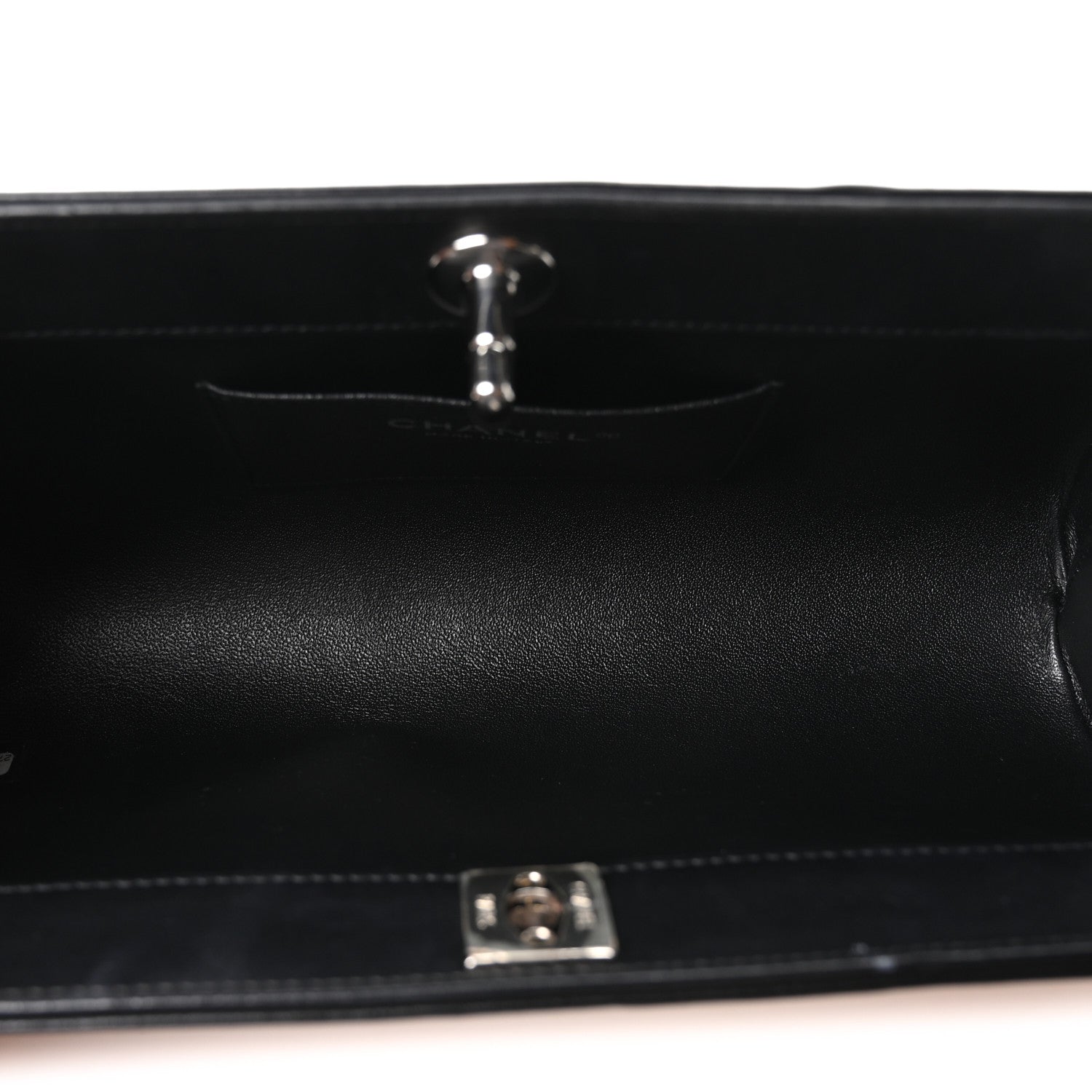 Rattan Calfskin CC Chain Wristlet Clutch Black Beige — view 5