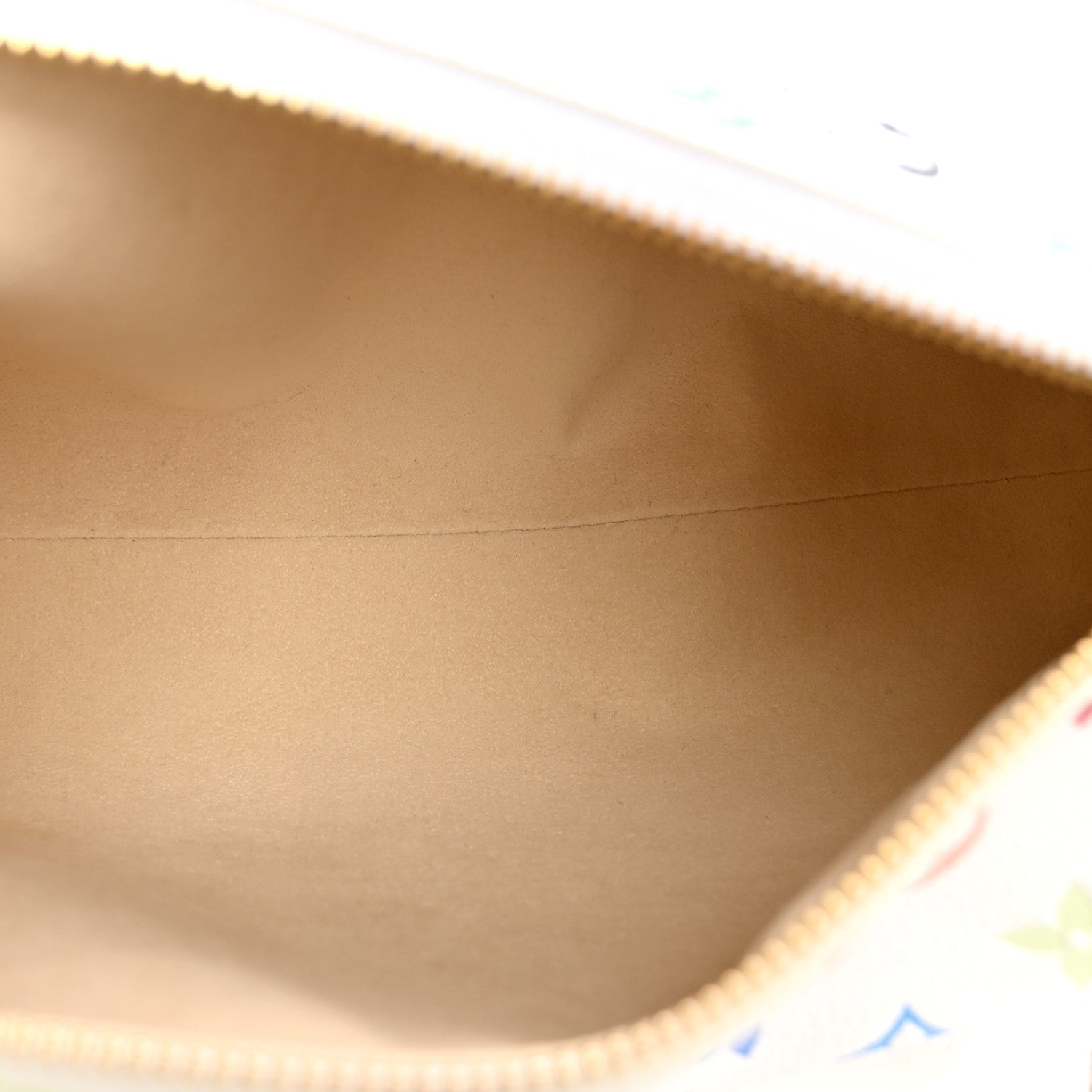 LV x TM Cowhide Monogram Multicolor Side Trunk MM White — view 5