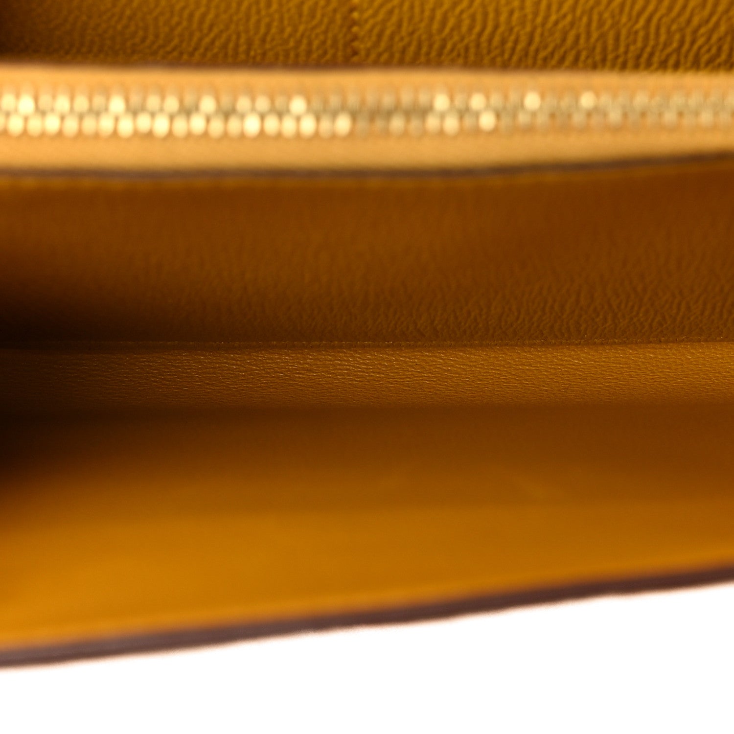 Shiny Alligator Constance Short Wallet Jaune Ambre — view 5