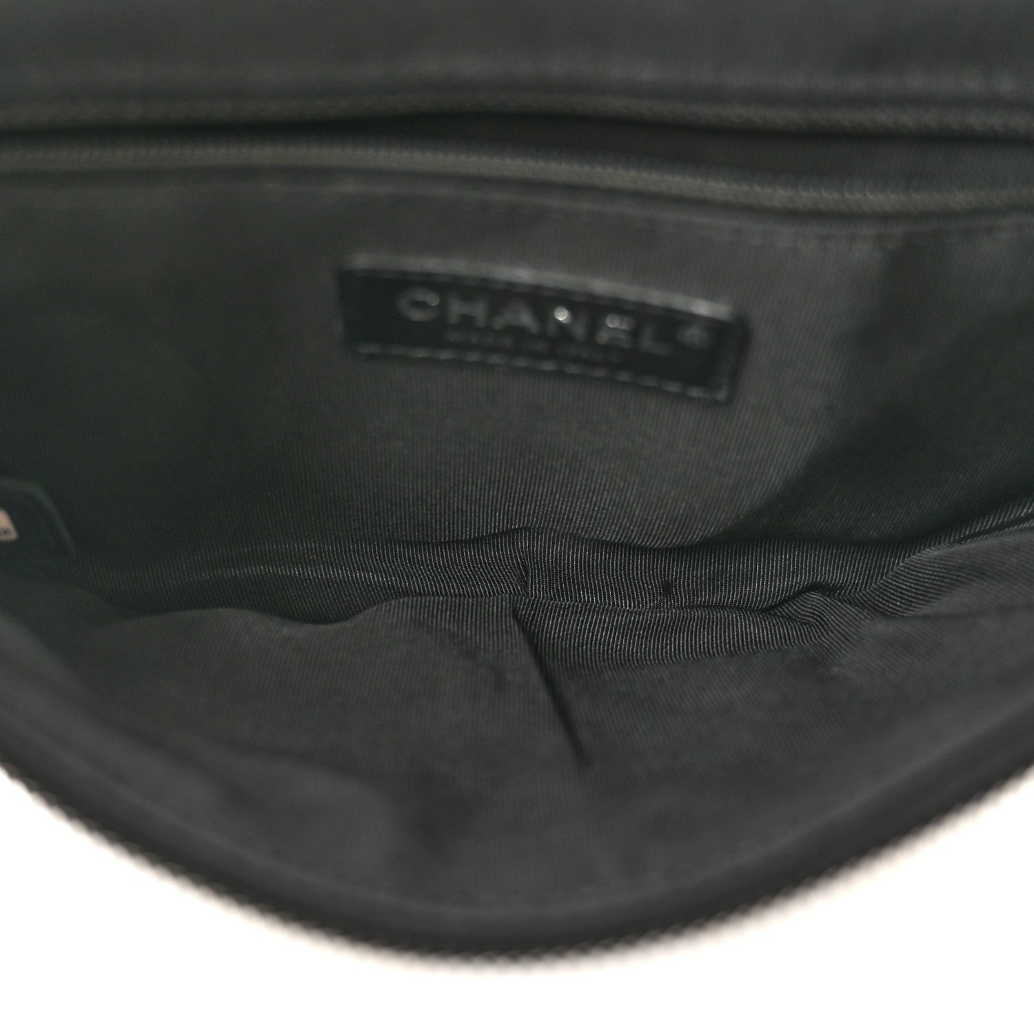 Calfskin Chain 20s Signe Waist Bag Black — view 5