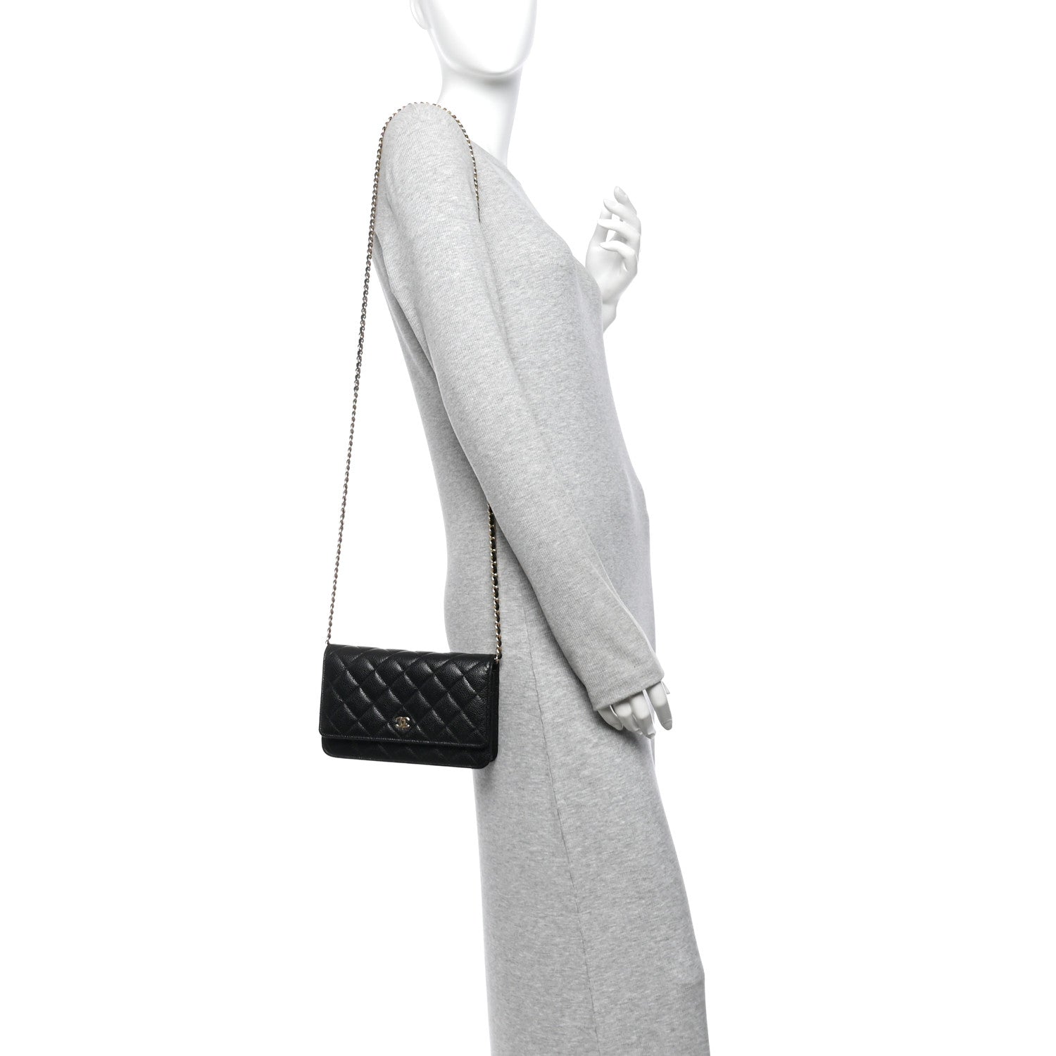 Caviar Quilted Wallet on Chain WOC Black — view 2