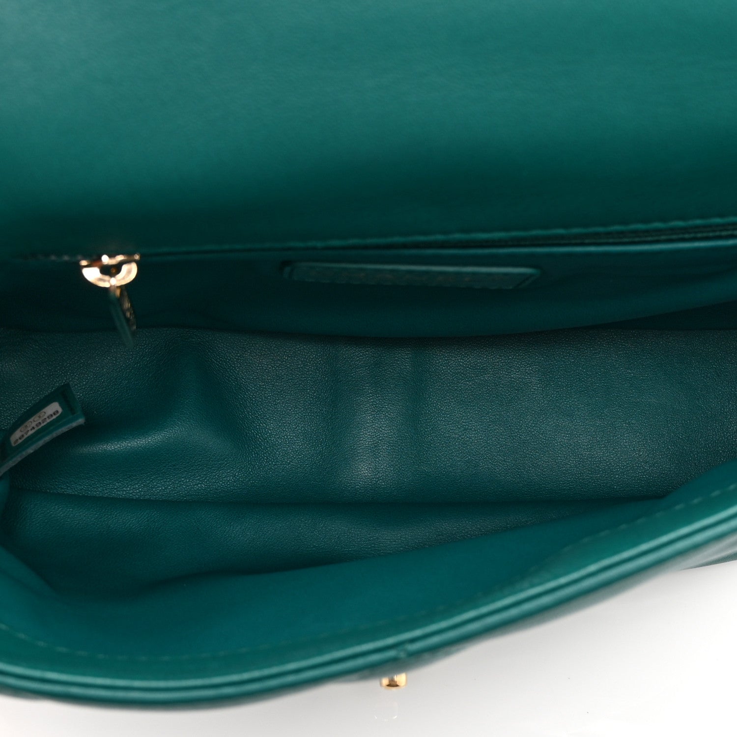 Lambskin Quilted Small Easy Carry Flap Green — view 5
