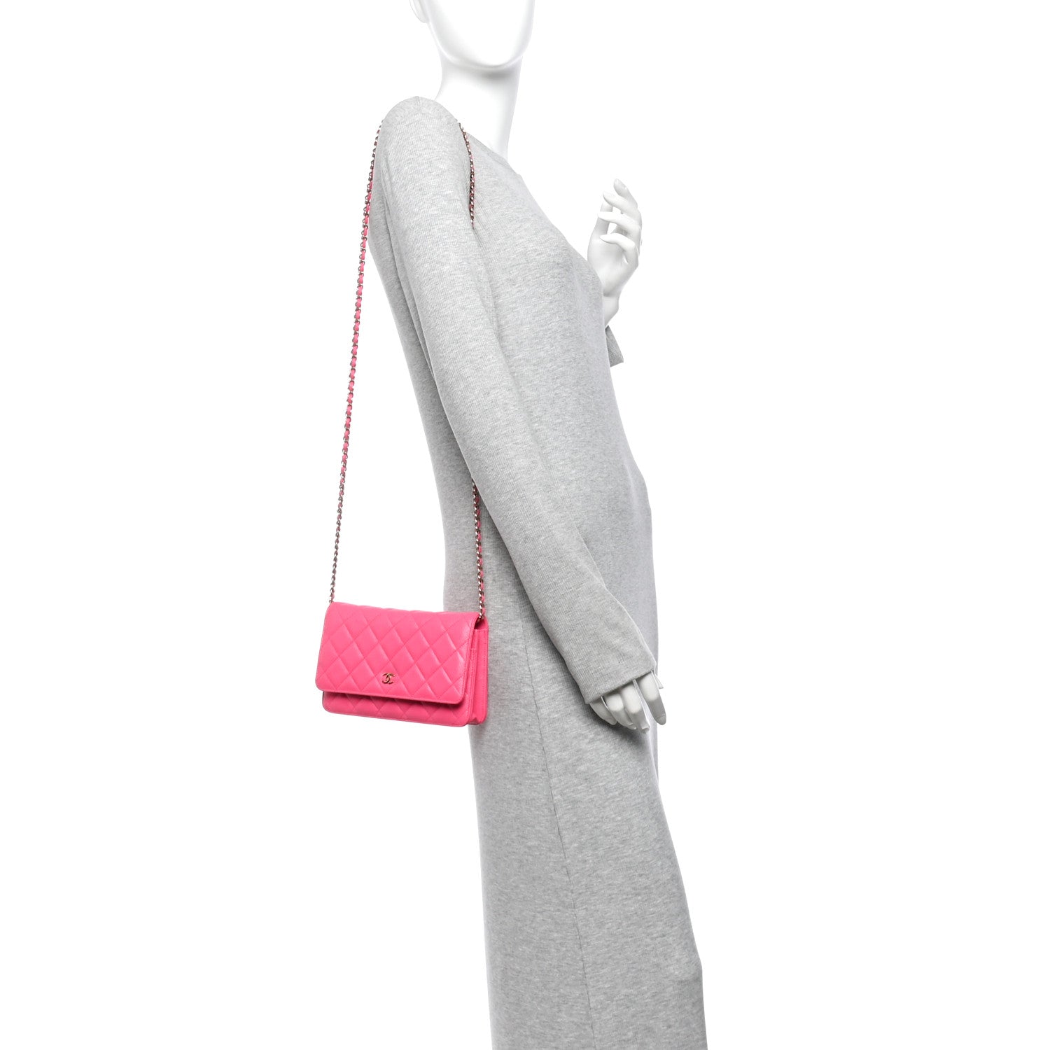 Caviar Quilted Wallet on Chain WOC Fuchsia — view 2