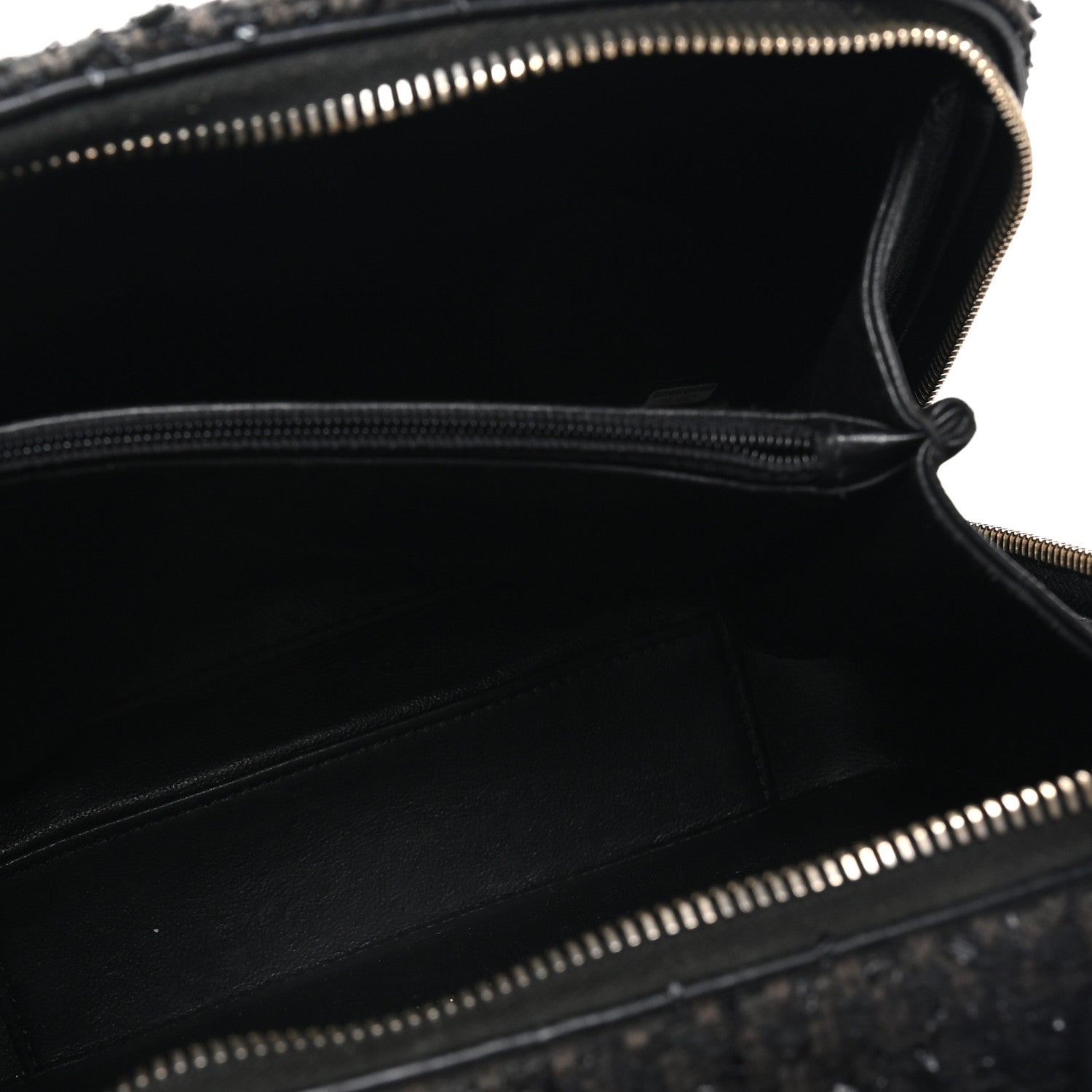 Tweed Quilted Medium CC Filigree Vanity Case Black — view 5