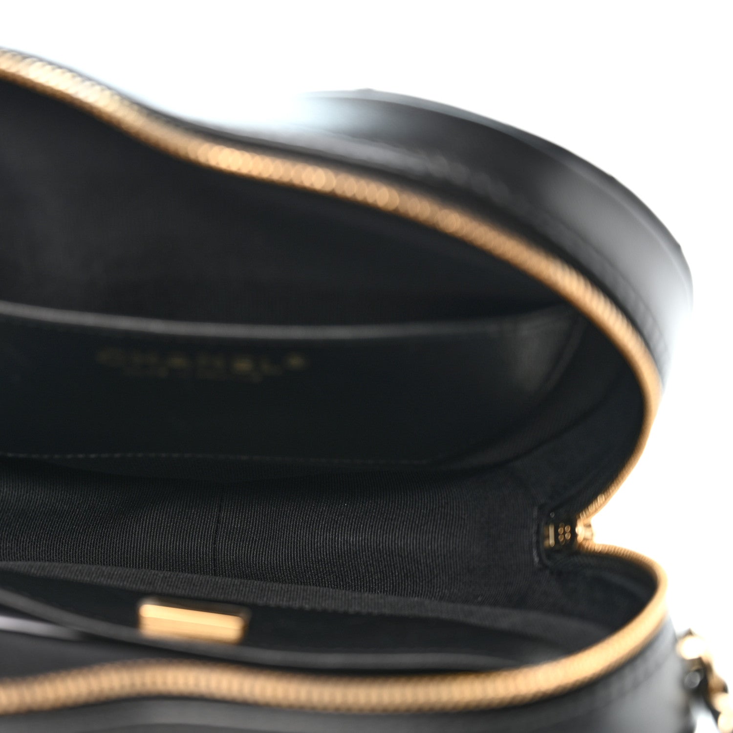Lambskin Quilted Large CC In Love Heart Bag Black — view 5