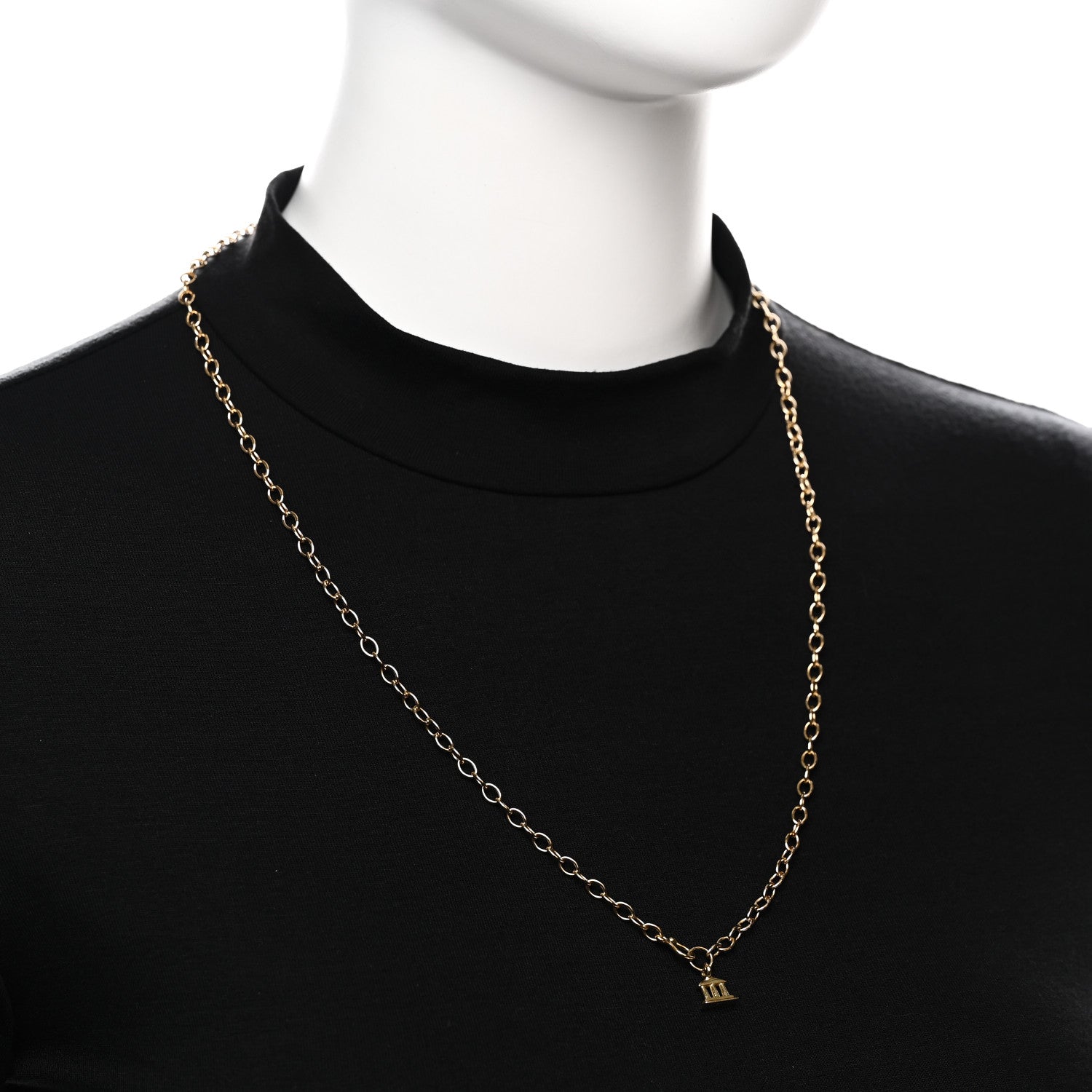 18K Yellow Gold Extra Small Oval Chain 24" — view 2