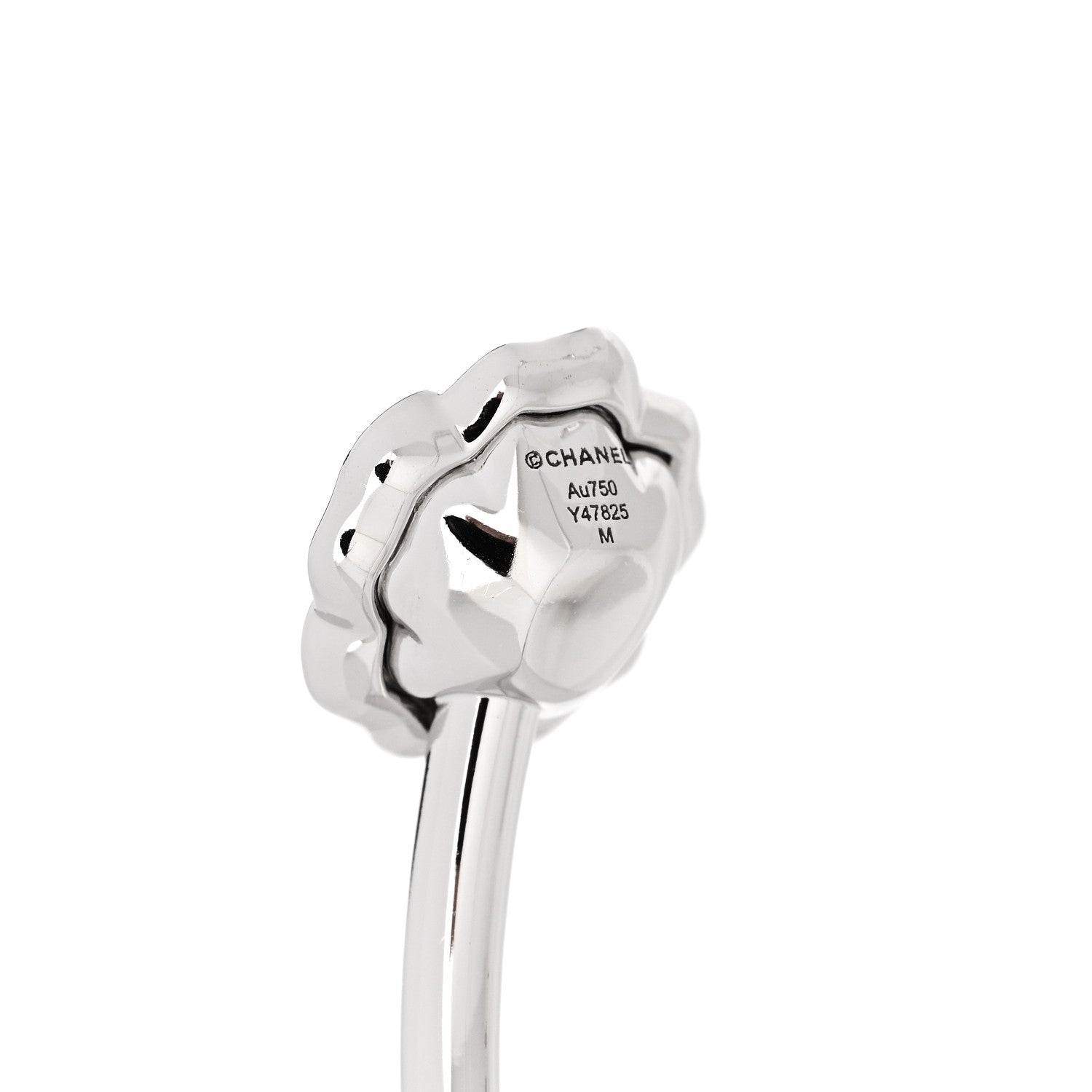 18K White Gold Diamond Camelia Precieux Cuff Bracelet M — view 3