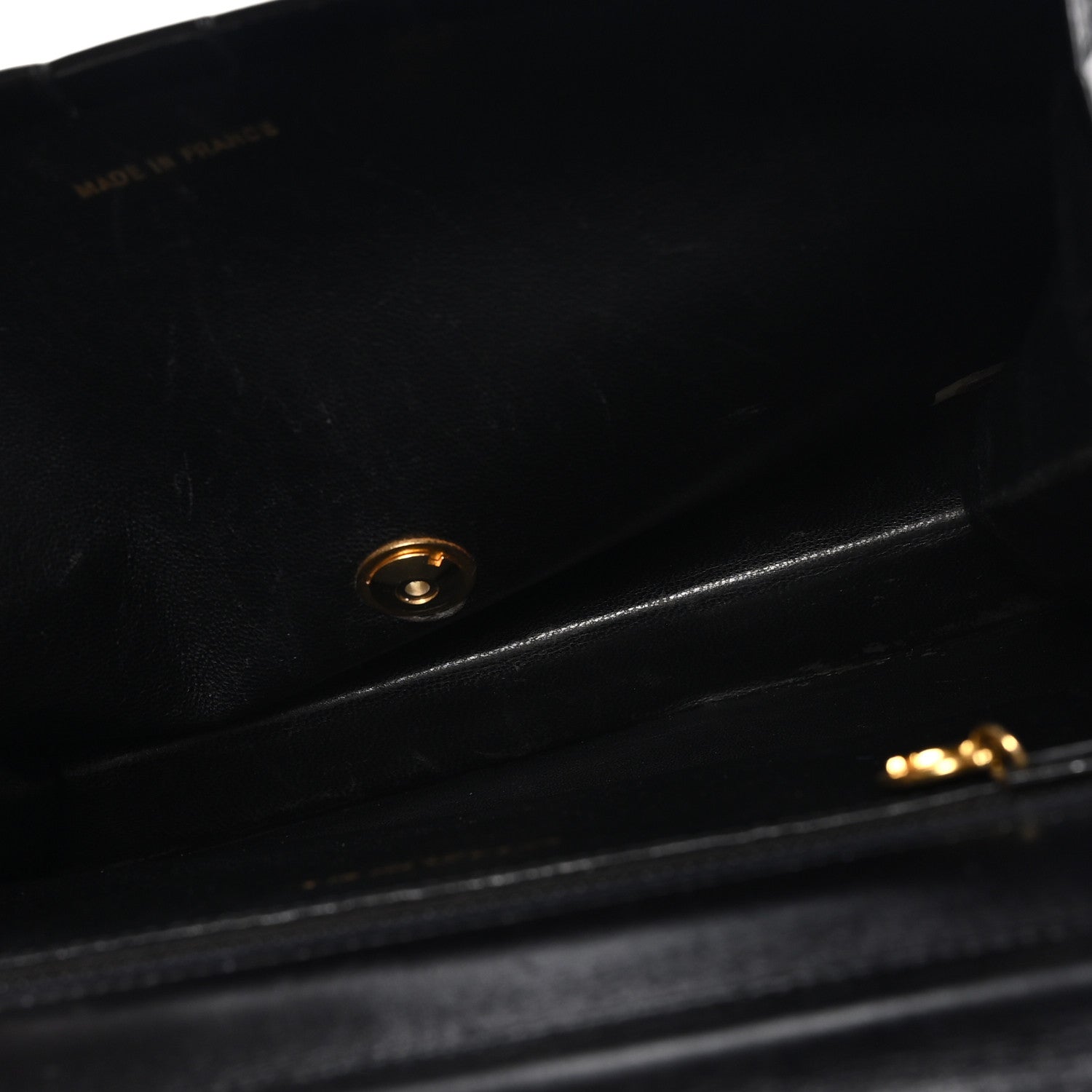 Shiny Crocodile Medium Single Flap Black — view 5