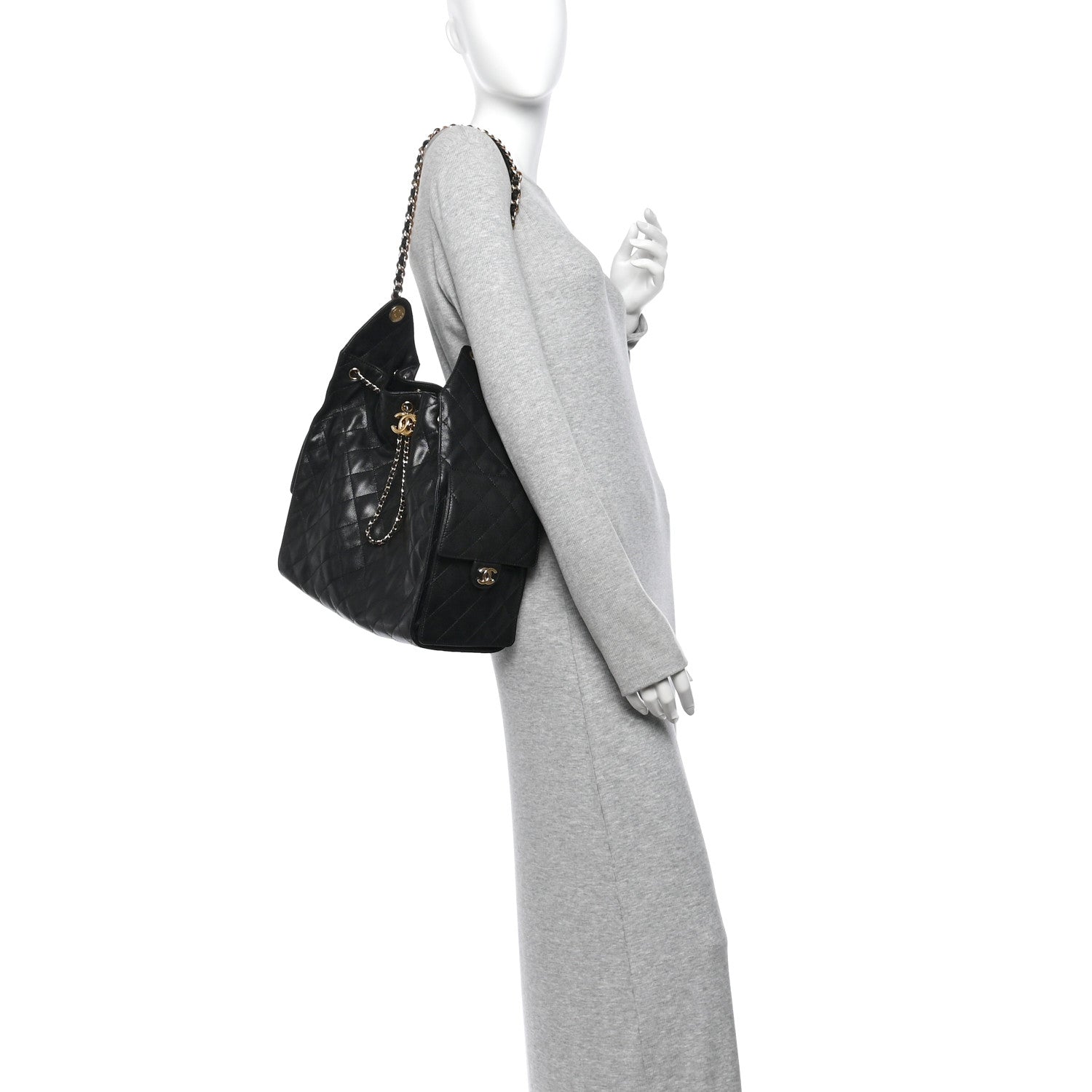 Caviar Quilted Medium Chanel 25 Handbag Black — view 2