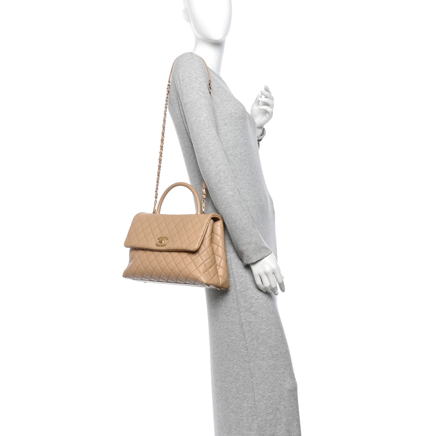 Caviar Quilted Medium Coco Handle Flap Beige — view 2