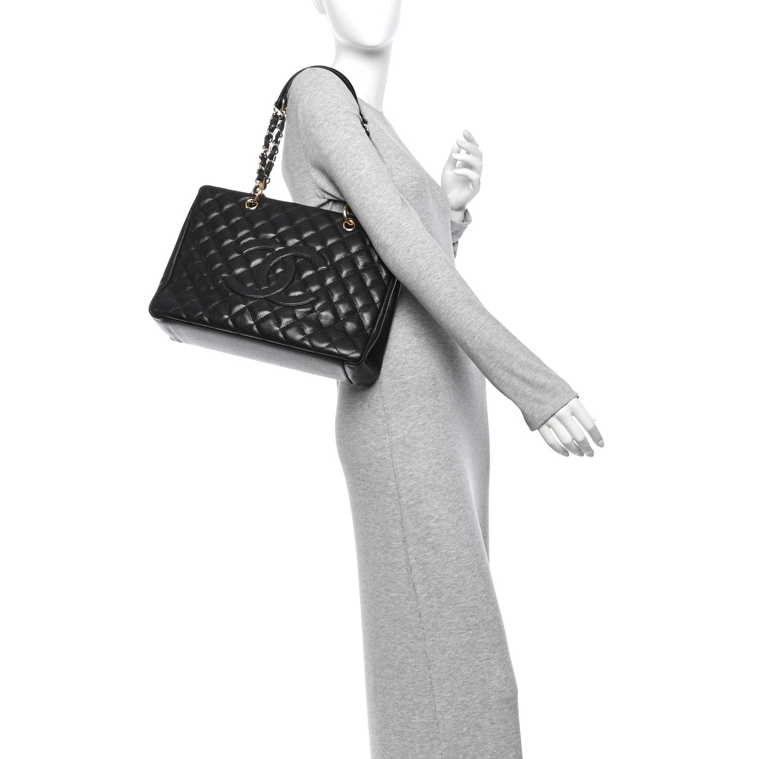 Caviar Quilted Grand Shopping Tote GST Black — view 2
