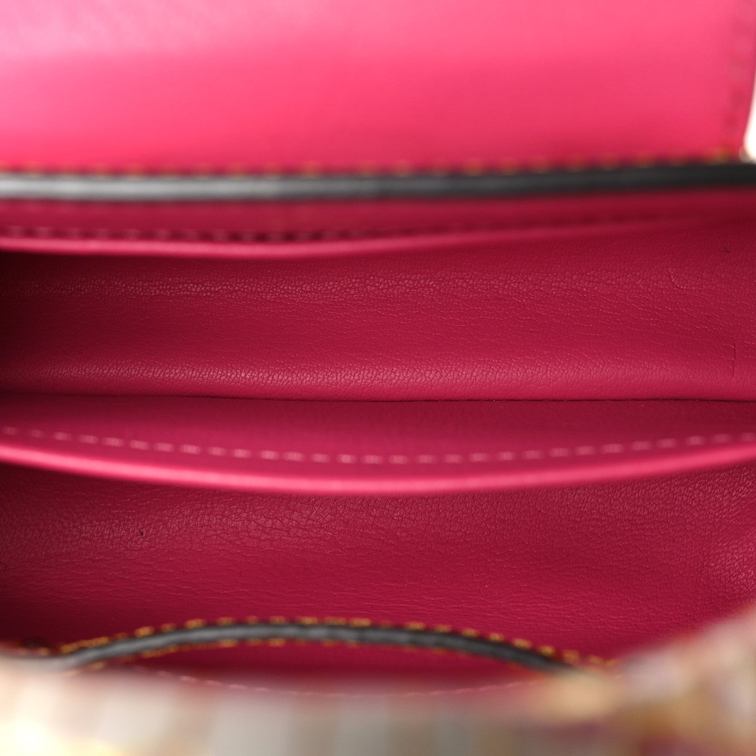 Crocodile Mini Capucines Sahara Rose — view 5