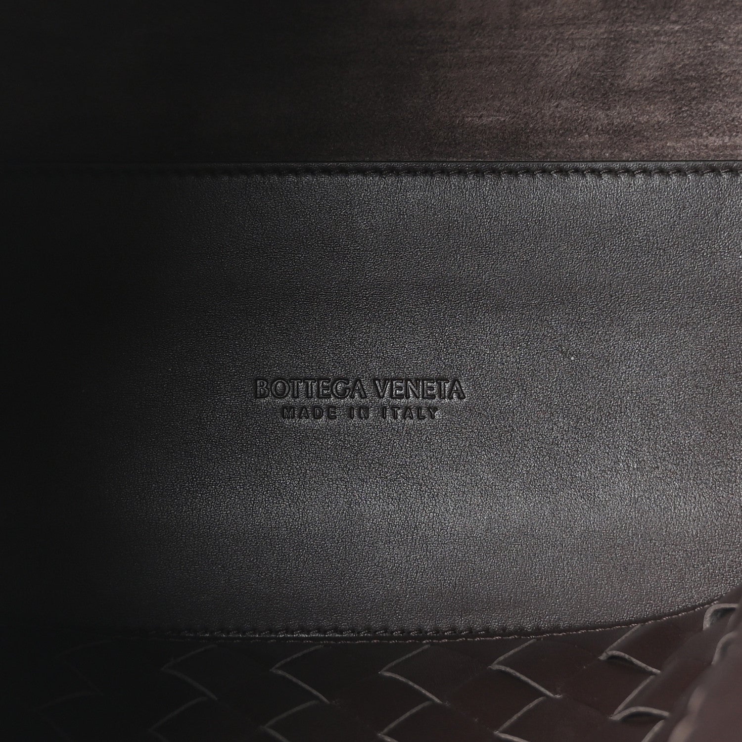 Silky Calfskin Medium Andiamo Shoulder Bag Fondant — view 4