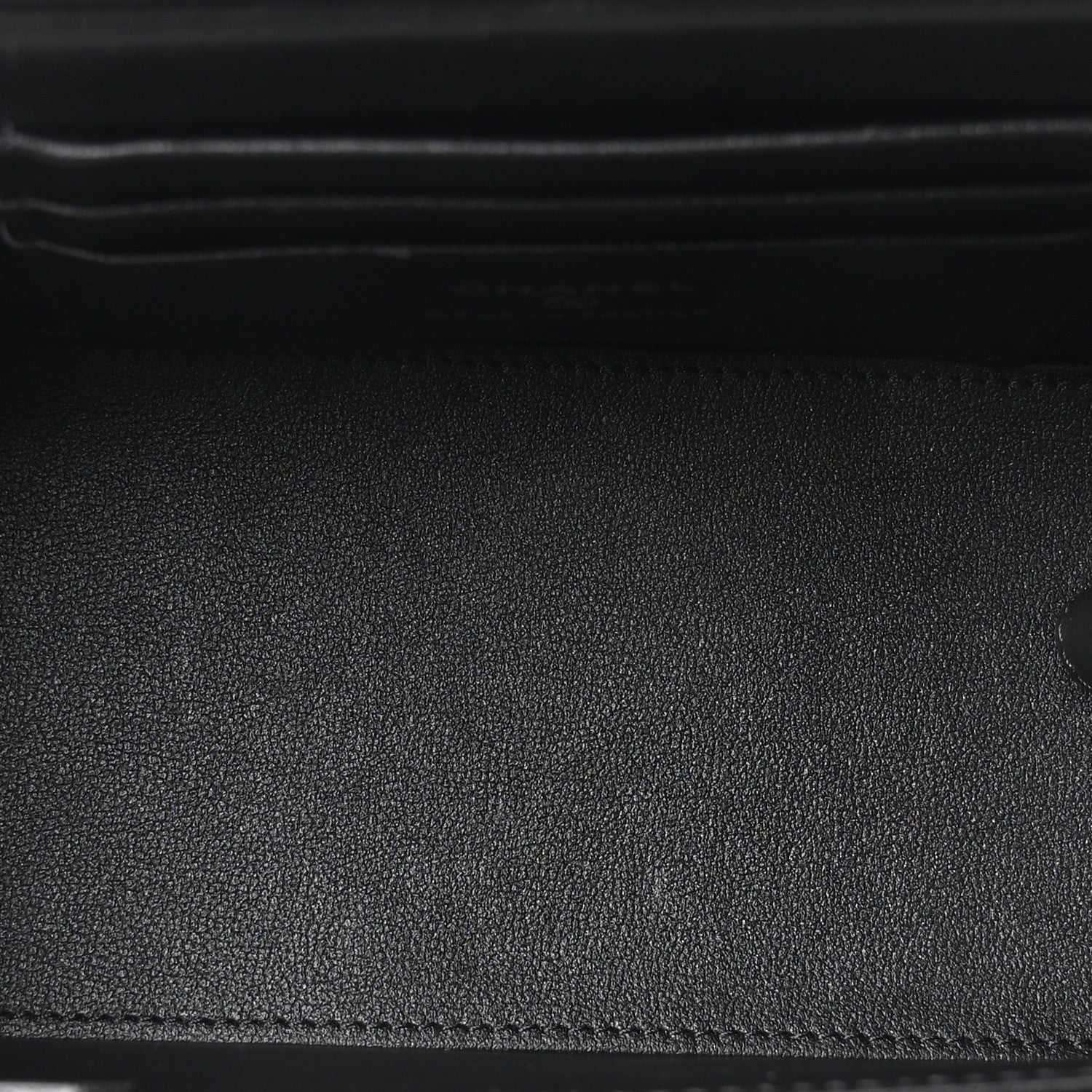 Patent Quilted Pick Me Up Vanity Case Black — view 5