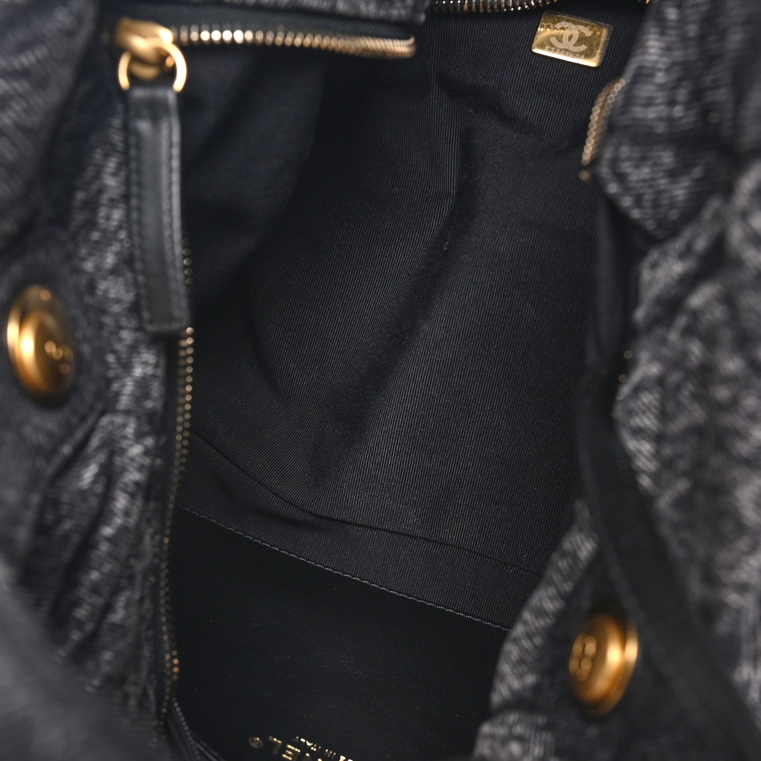Washed Denim Quilted Maxi Bow Bag Black — view 5