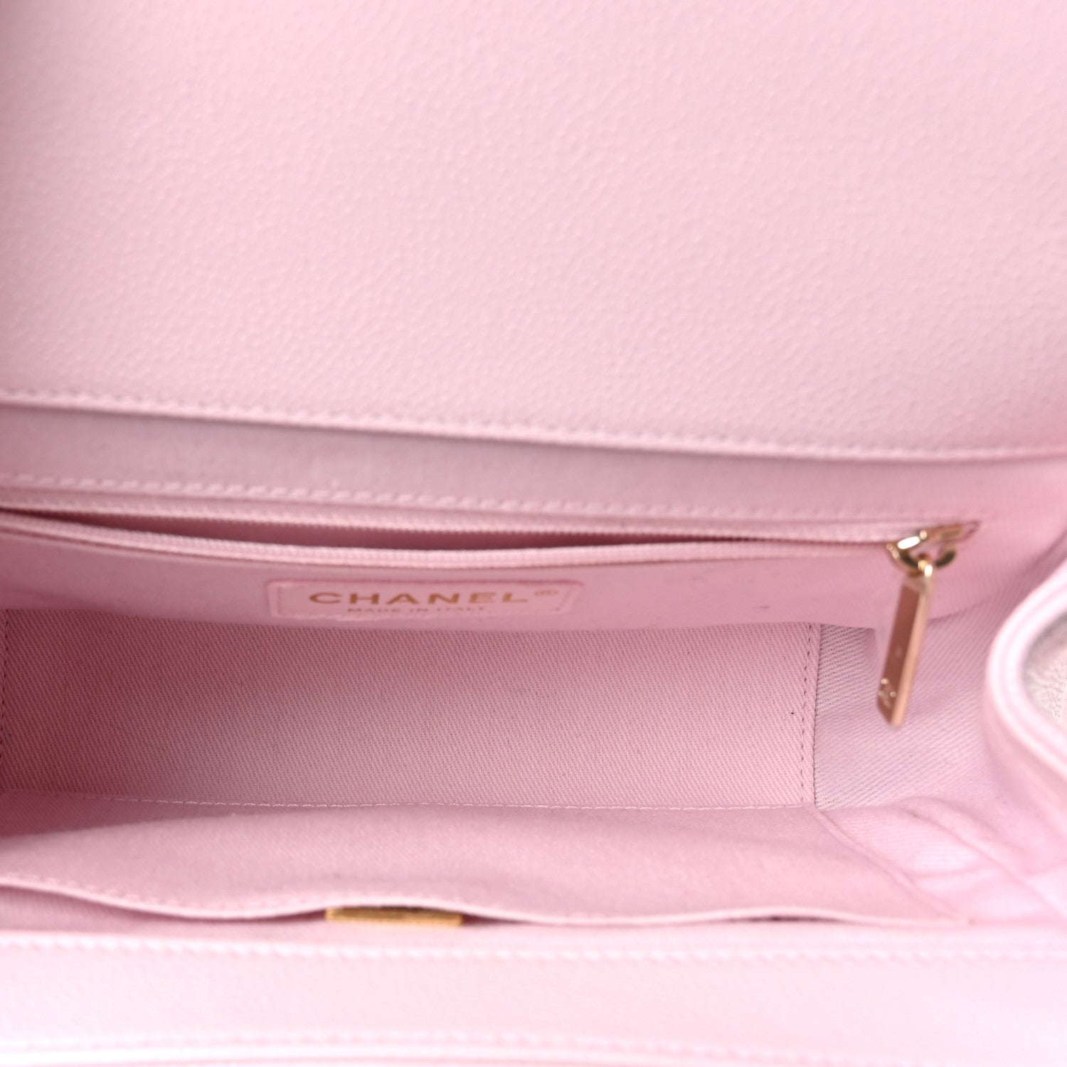 Caviar Quilted Medium Business Affinity Flap Light Pink — view 5