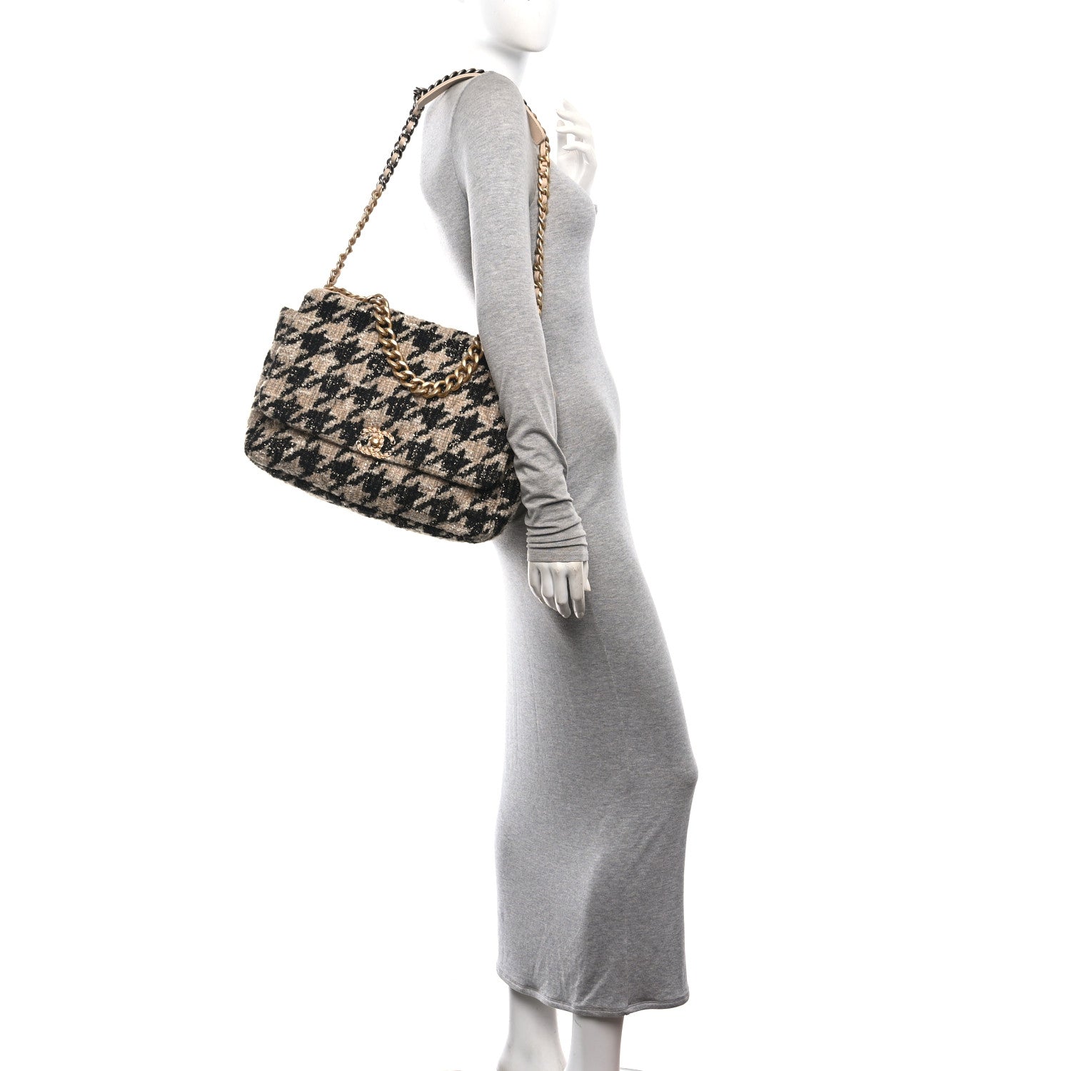Tweed Maxi Chanel 19 Flap Beige Black — view 2