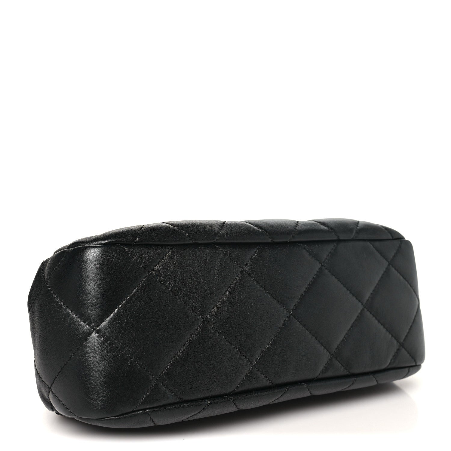 Lambskin Quilted CC Kisslock Clutch Black — view 4
