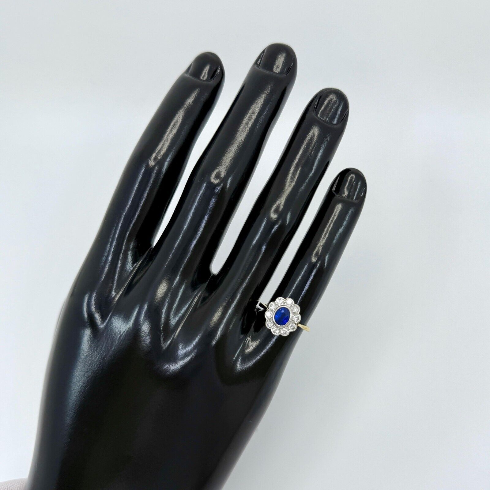 1.52ct Vivid Cornflower Blue Ceylon Sapphire And Diamond 18k Gold Cluster Ring — view 4