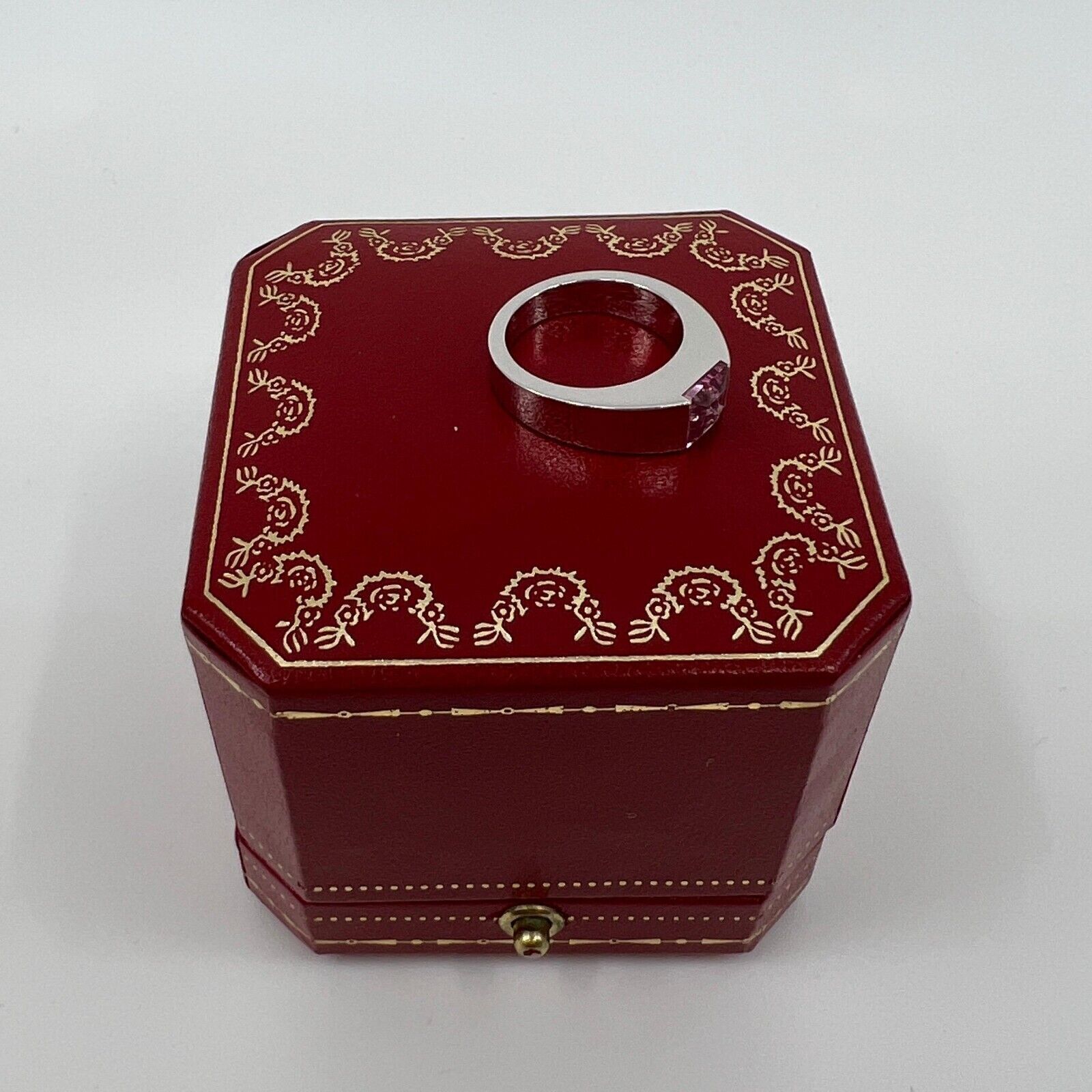 Vintage Cartier Vivid Pink Tourmaline 18 Karat White Gold Tank Band Ring 50 — view 2