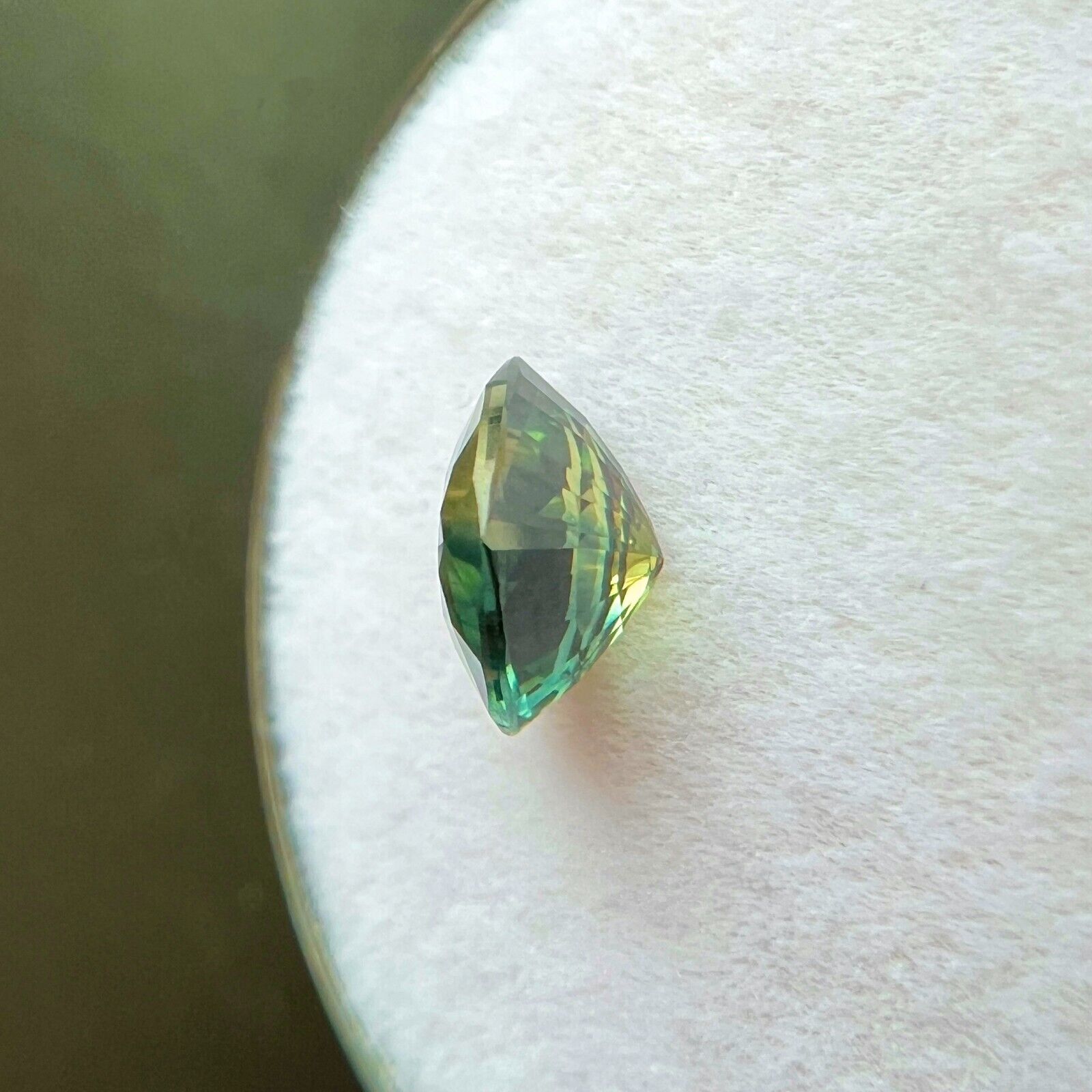 Untreated 1.36ct Australian Sapphire GIA CERTIFIED Green Blue Gem 6.3x7.5mm — view 5