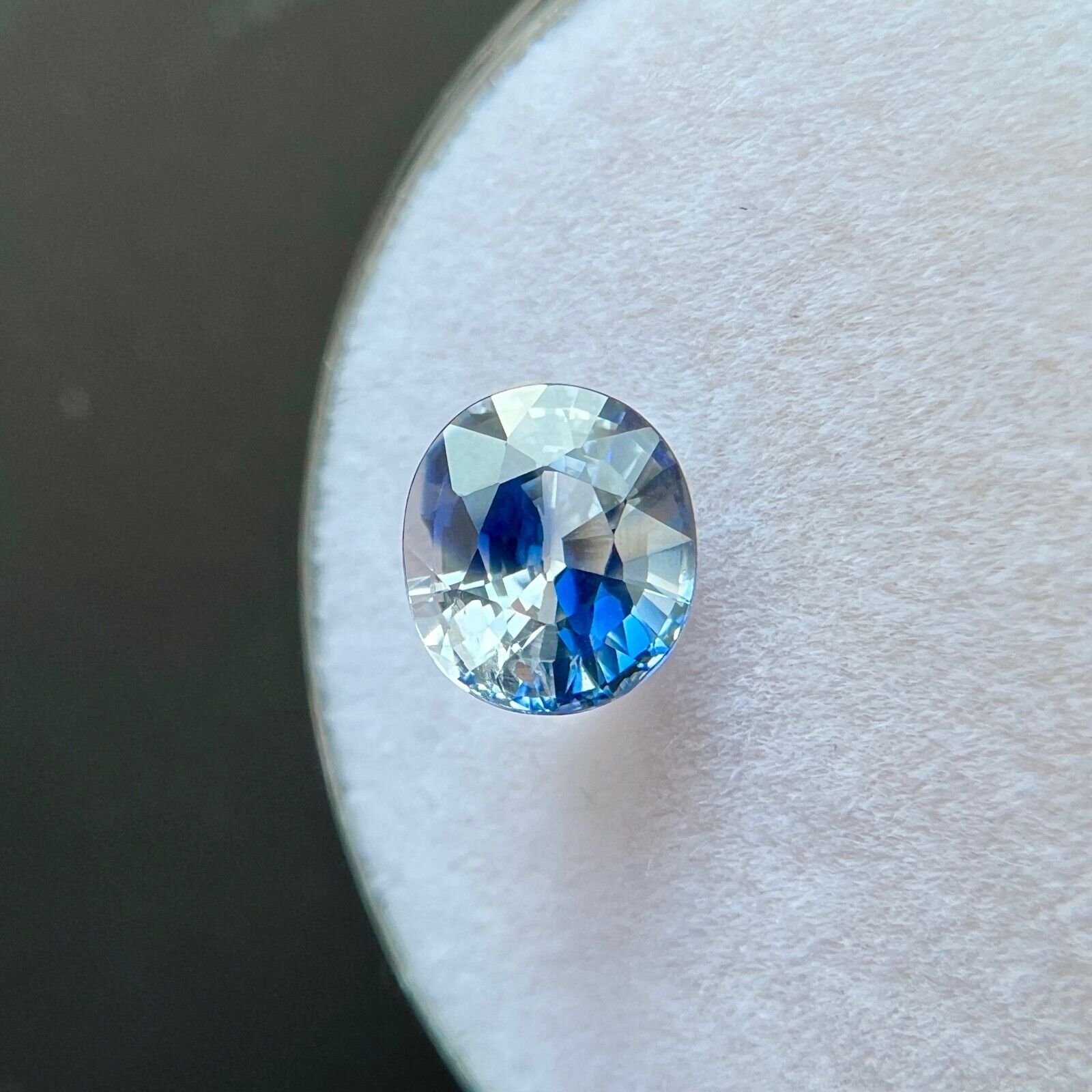 1.53ct GIA CERTIFIED Bi Colour NATURAL Ceylon Sapphire Oval VS Gem 6.7x5.8mm — view 4