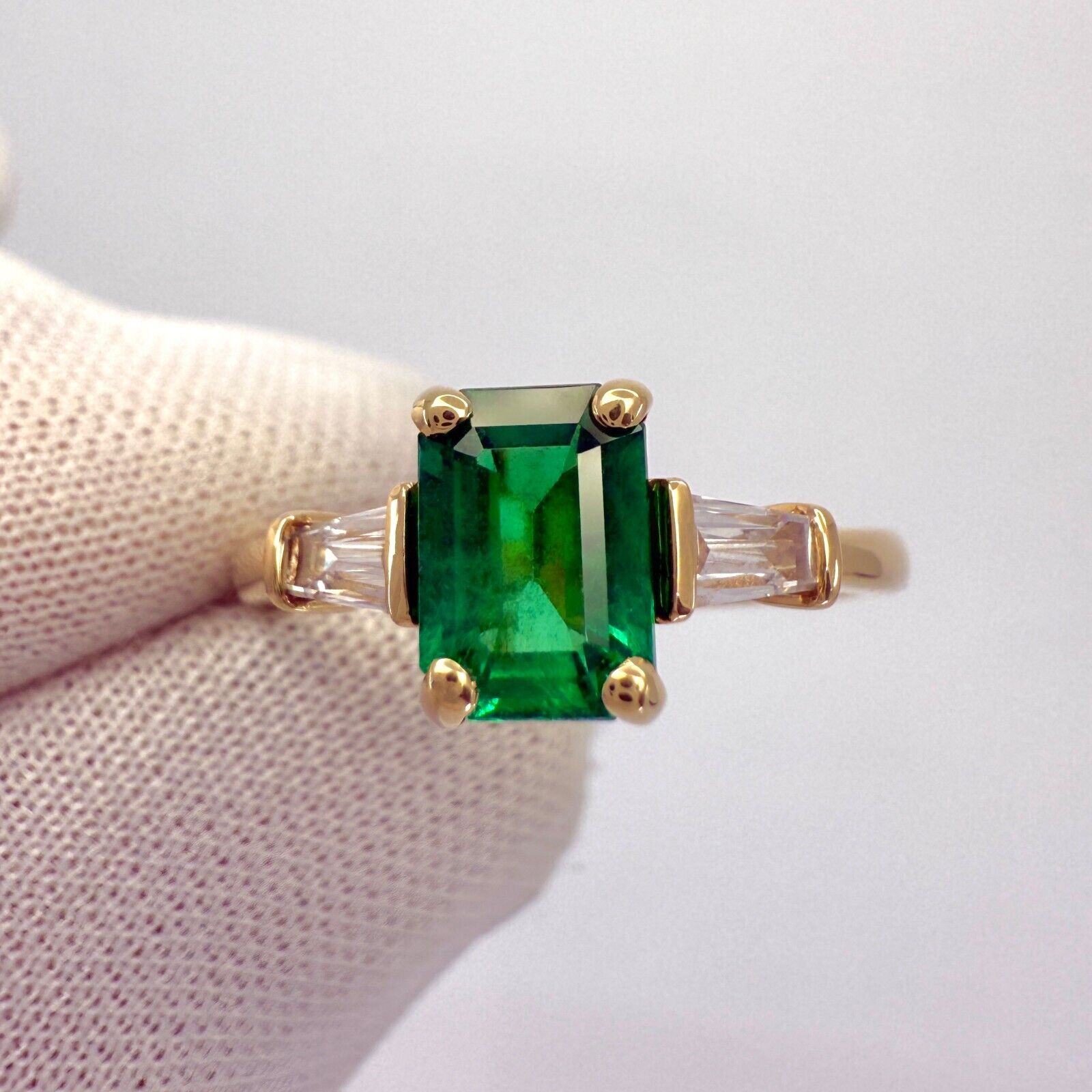 1.08ct Vivid Green Emerald & Diamond 18k Yellow Gold Octagon Three Stone Ring — view 4