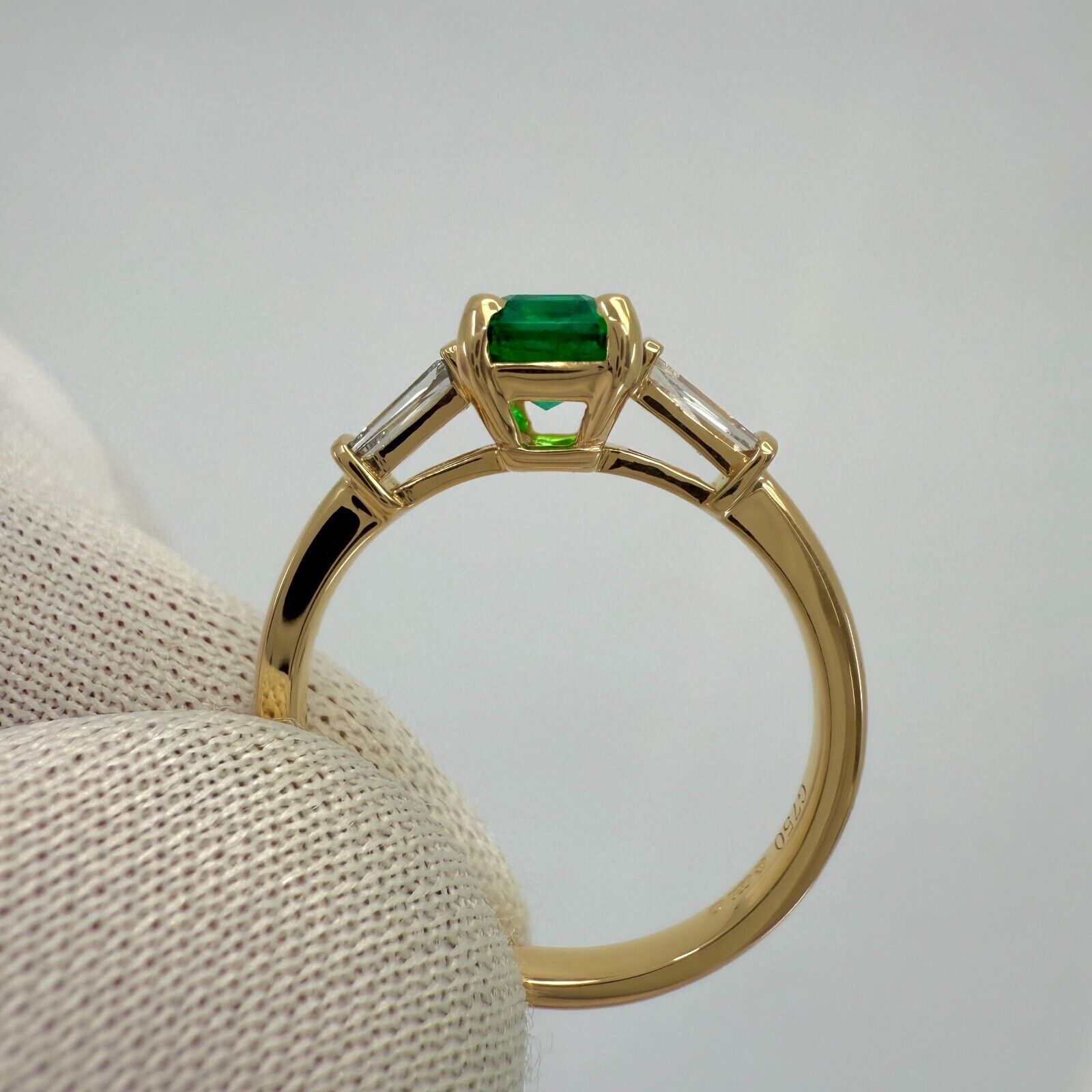 1.08ct Vivid Green Emerald & Diamond 18k Yellow Gold Octagon Three Stone Ring — view 5