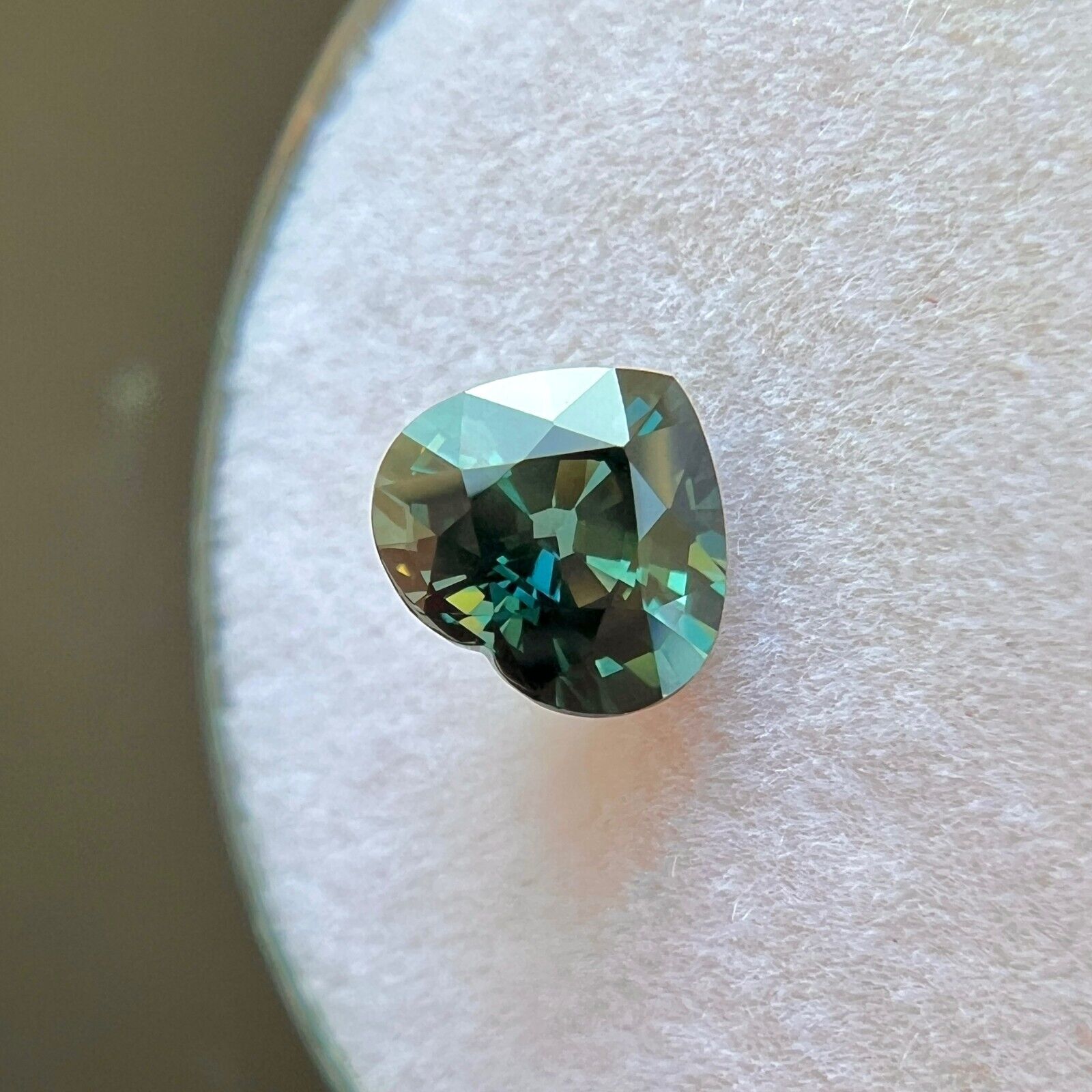 NATURAL 1.13ct Sapphire GIA CERTIFIED Heart Cut Green Blue UNTREATED 6.3x5.8mm — view 3