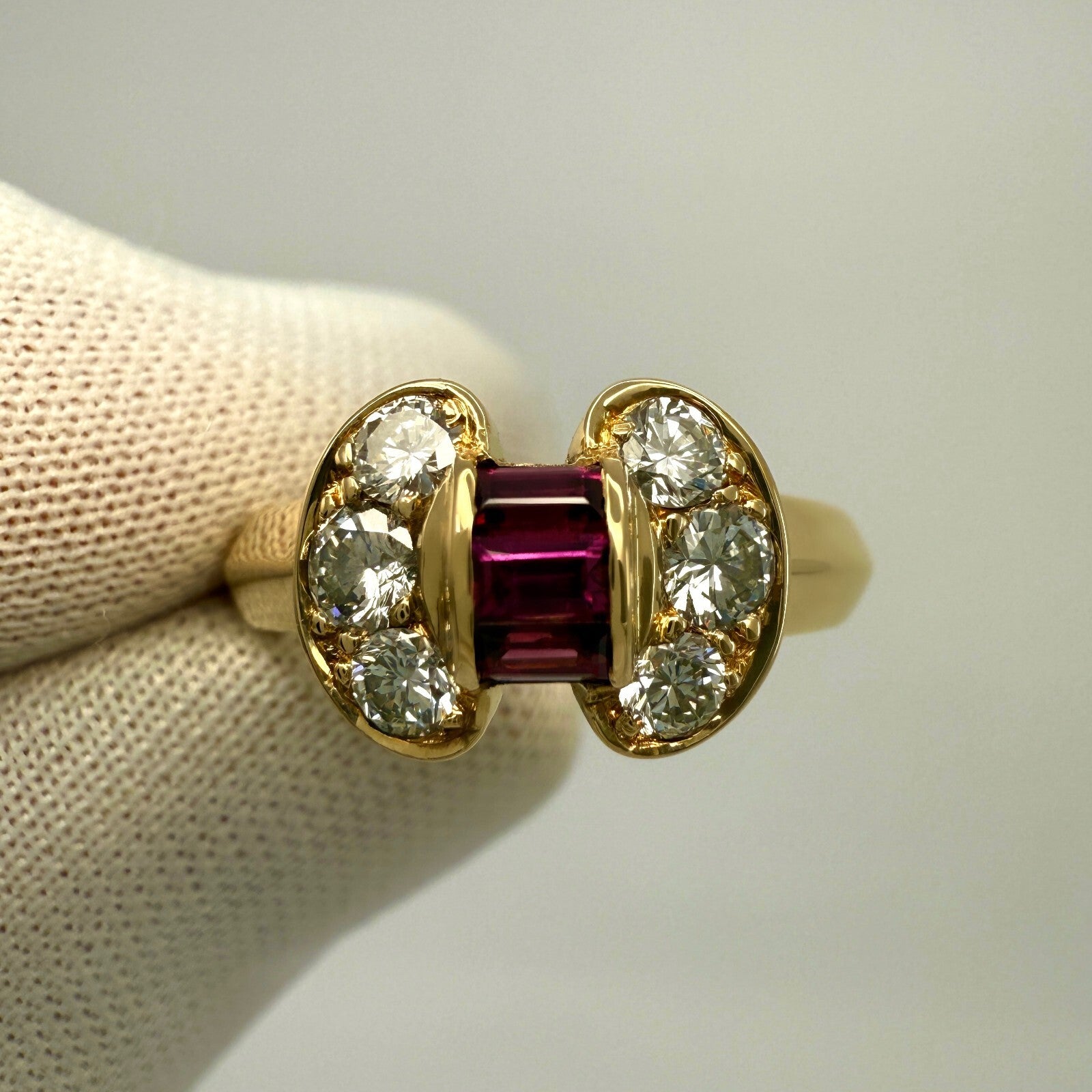 Rare Vintage Van Cleef & Arpels Ruby & Diamond Ribbon Bow 18k Yellow Gold Ring — view 3