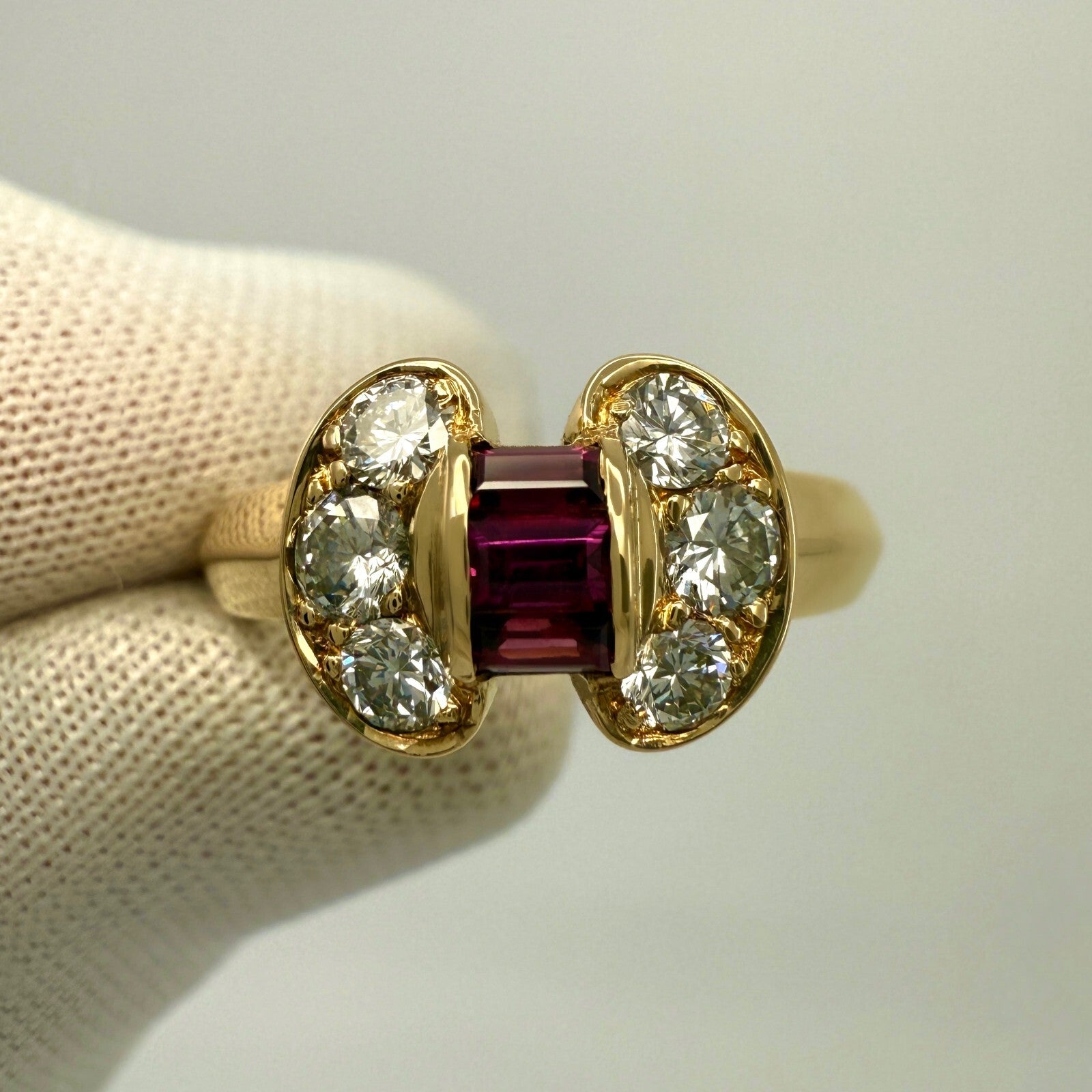Rare Vintage Van Cleef & Arpels Ruby & Diamond Ribbon Bow 18k Yellow Gold Ring — view 5