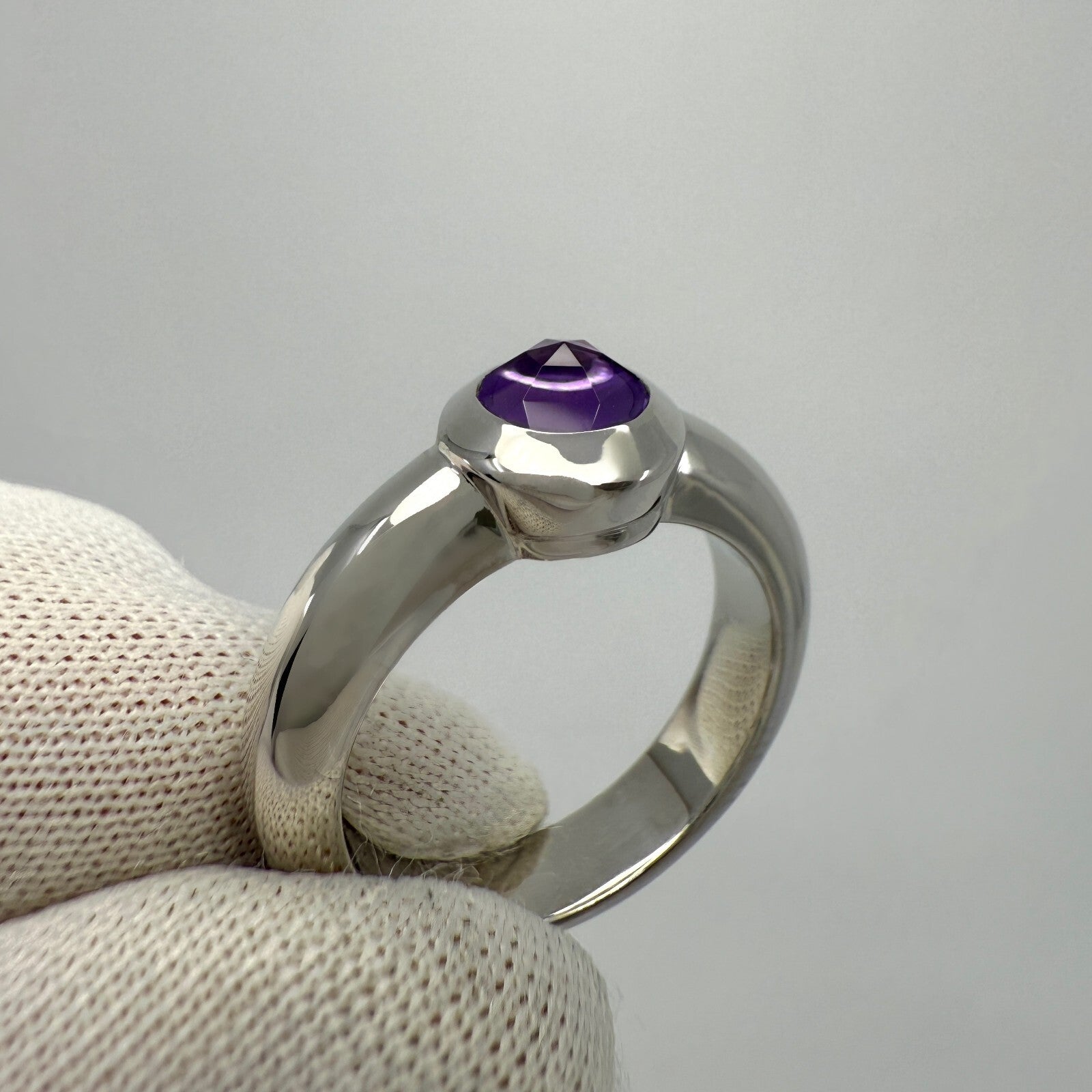 Vintage Tiffany & Co. Purple Amethyst Rose Cut 18k White Gold Solitaire Ring — view 4