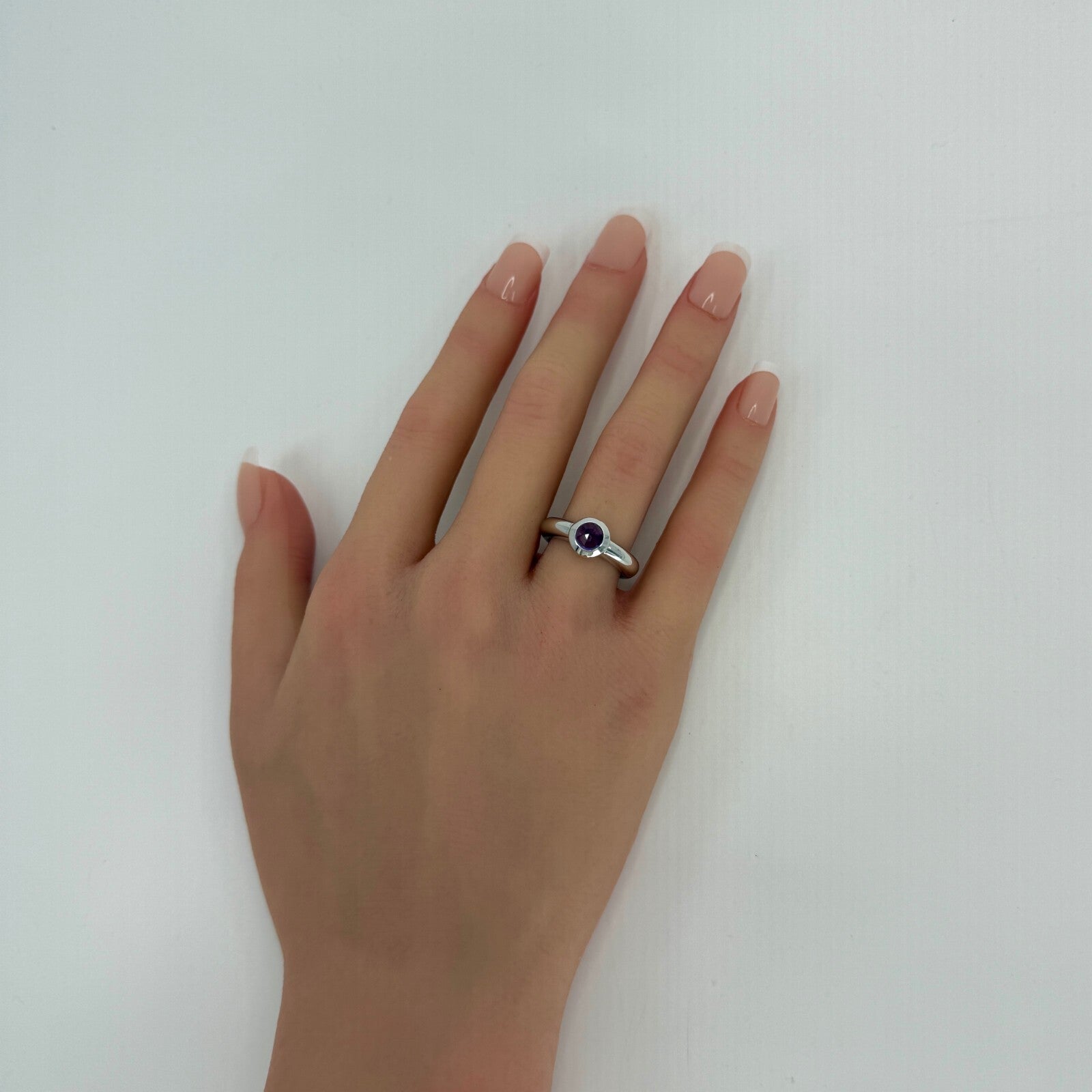 Vintage Tiffany & Co. Purple Amethyst Rose Cut 18k White Gold Solitaire Ring — view 5