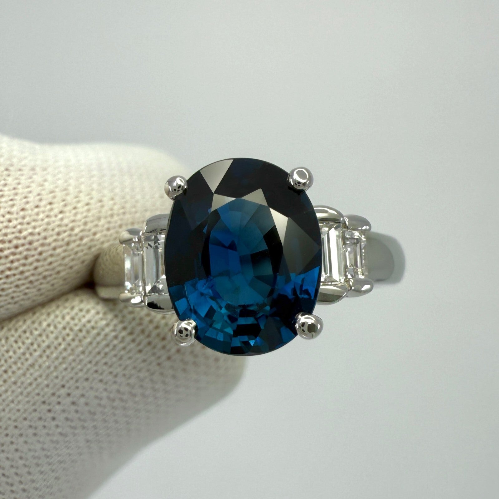Natural 2.74ct Deep Blue Sapphire & Baguette Diamond Platinum Five Stone Ring — view 2