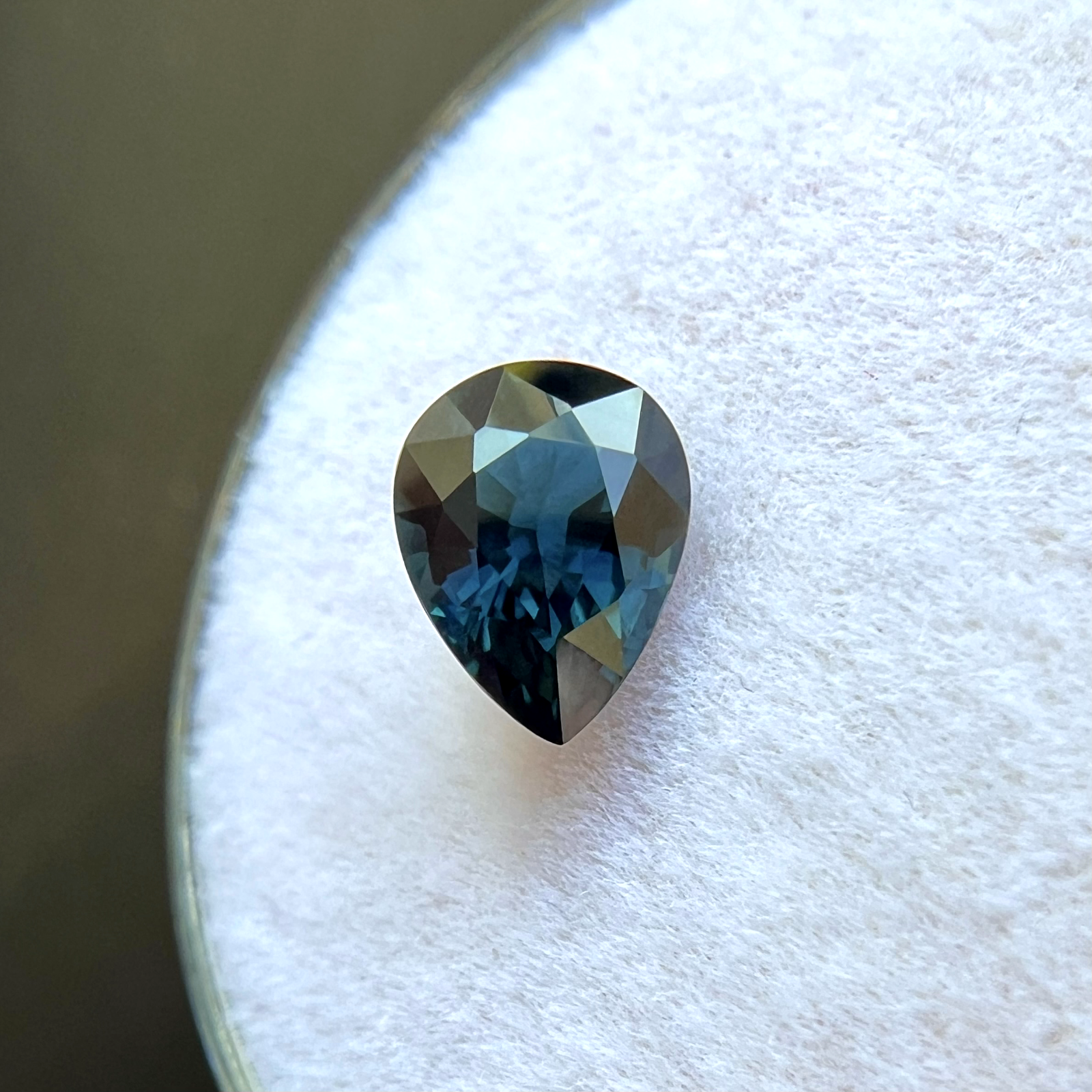 1.06ct GIA CERTIFIED Untreated DEEP Blue Sapphire Blue Pear Teardrop 7.2x5.4mm — view 4
